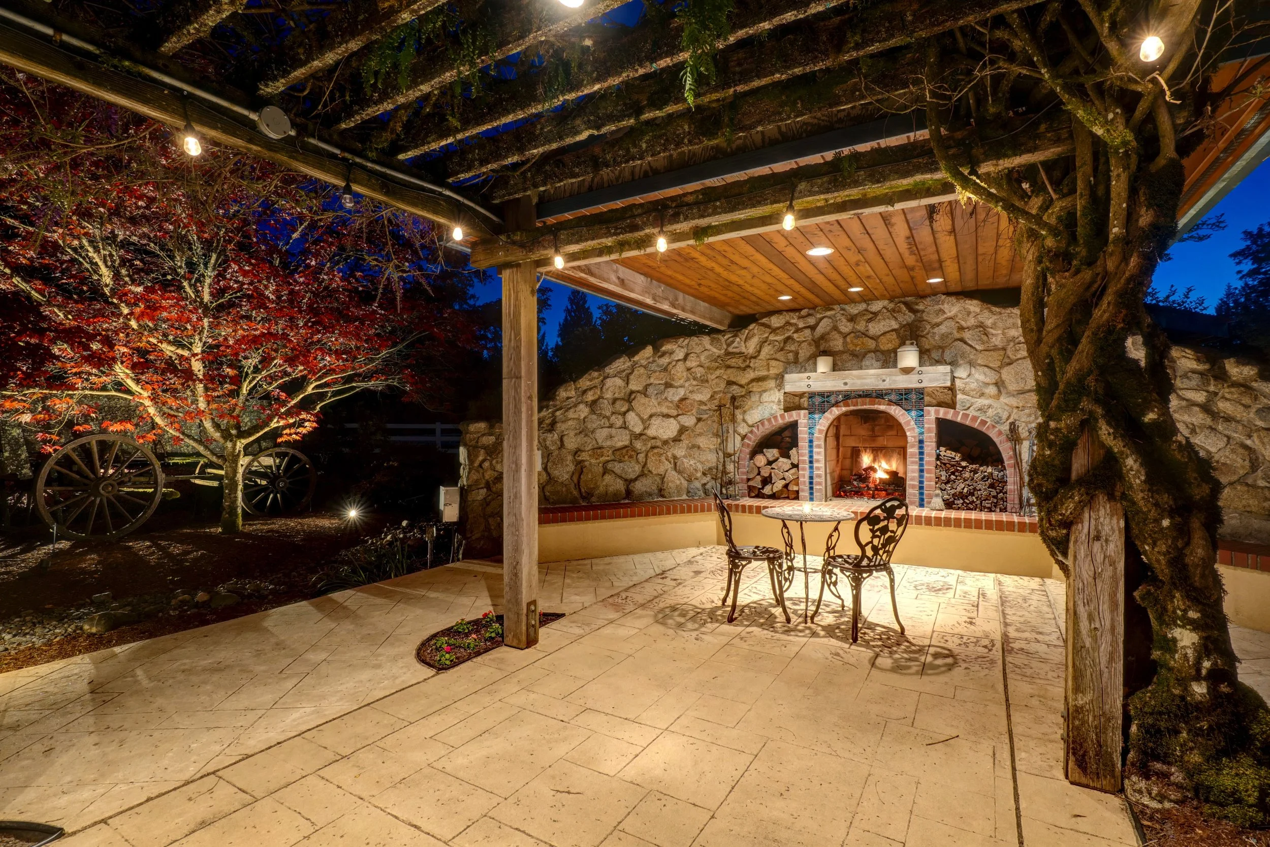 Cascade View Equestrian Estate - Twilight (13).jpg