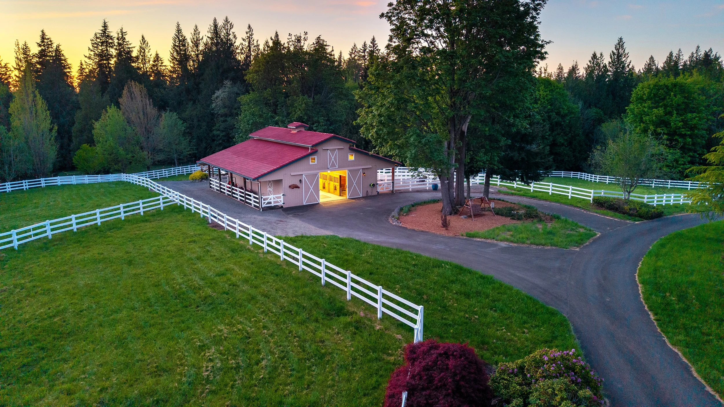 Cascade View Equestrian Estate - Twilight (17).jpg