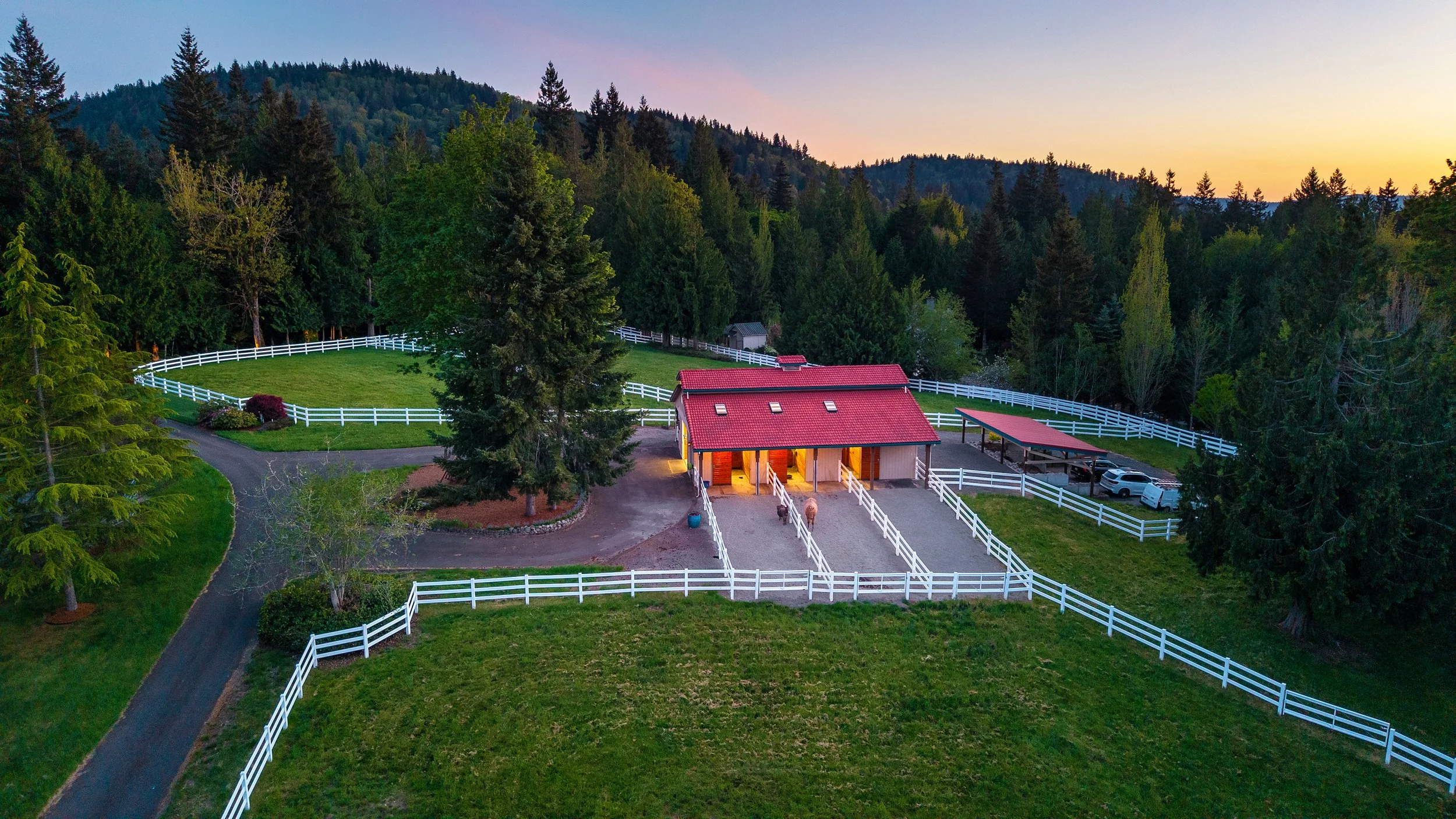 Cascade View Equestrian Estate - Twilight (18).jpg