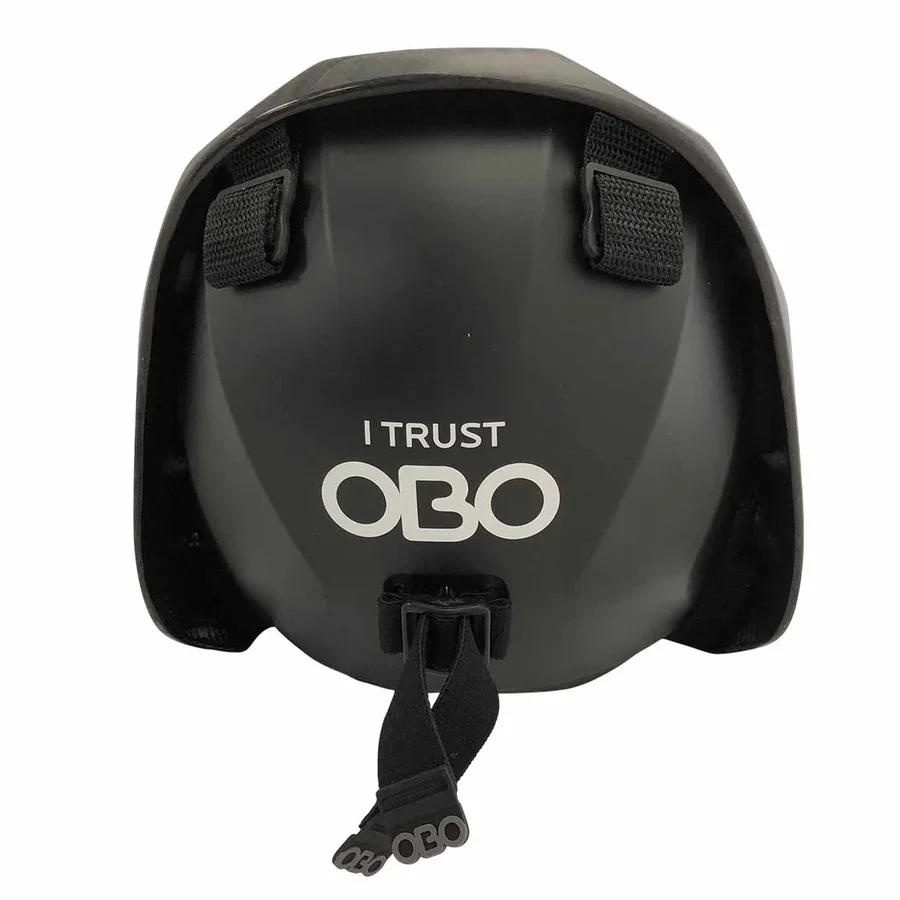 CR176-obo-carbon-field-hockey-goalie-helmet-back.webp