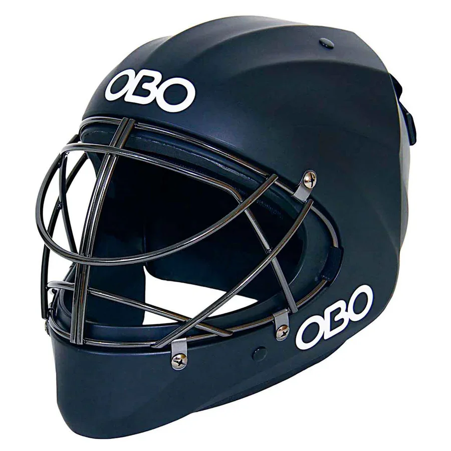 CR175-black-abs-junior-goalie-helmet-lg.webp
