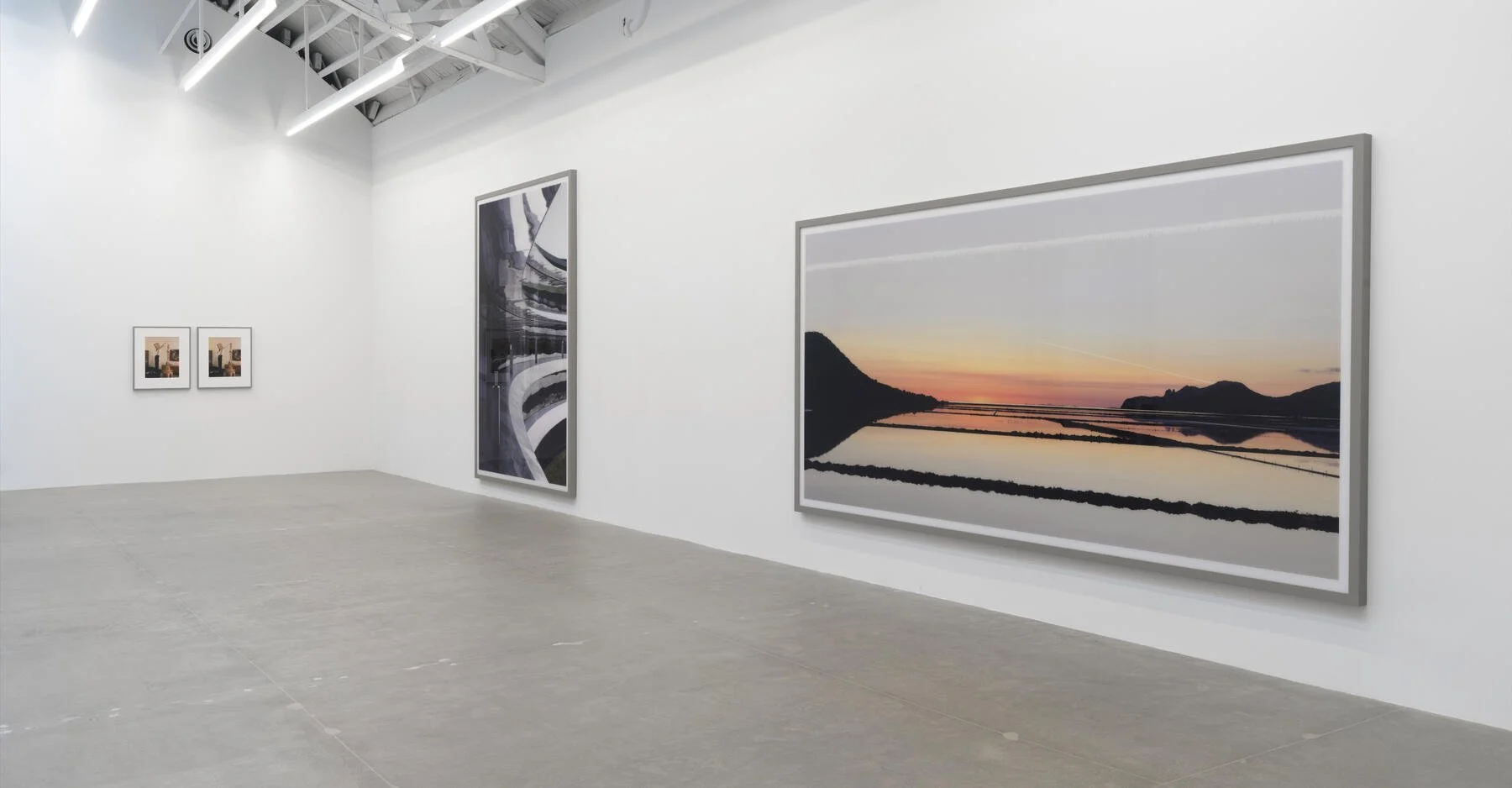 artwork © 2022 andreas gursky, artists rights society (ARS), new york | photo: rob mckeever | courtesy of gagosian, caplan colaku architecture