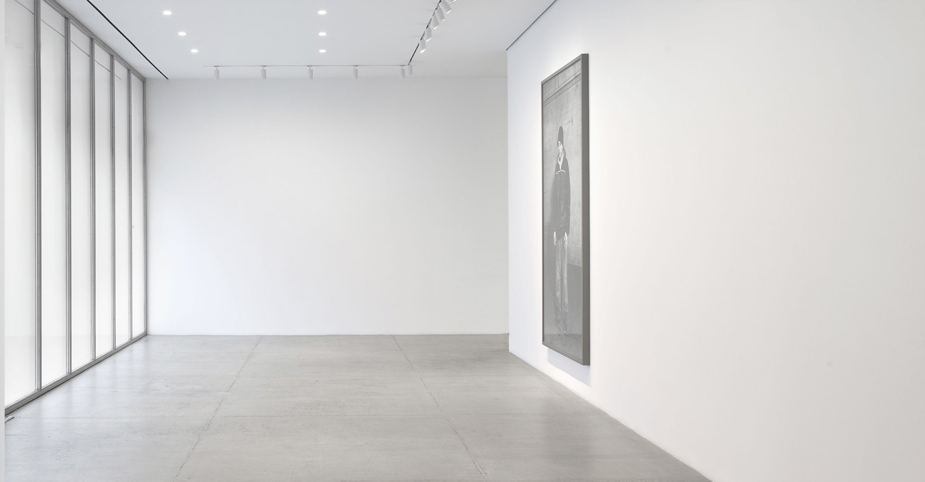 artwork © jeff wall | photo: maris hutchinson | courtesy gagosian, caplan colaku architecture