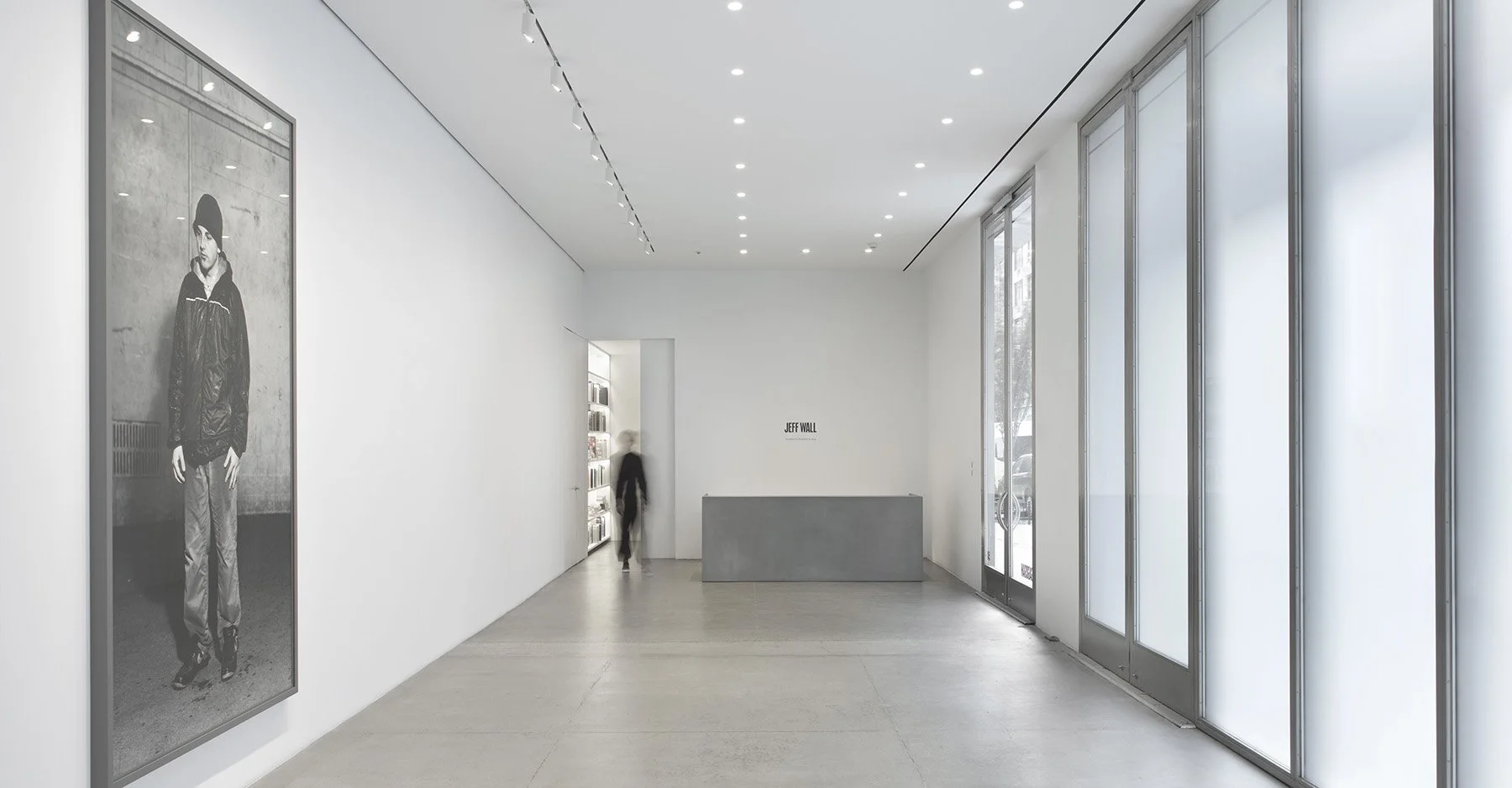 artwork © jeff wall | photo: maris hutchinson | courtesy gagosian, caplan colaku architecture
