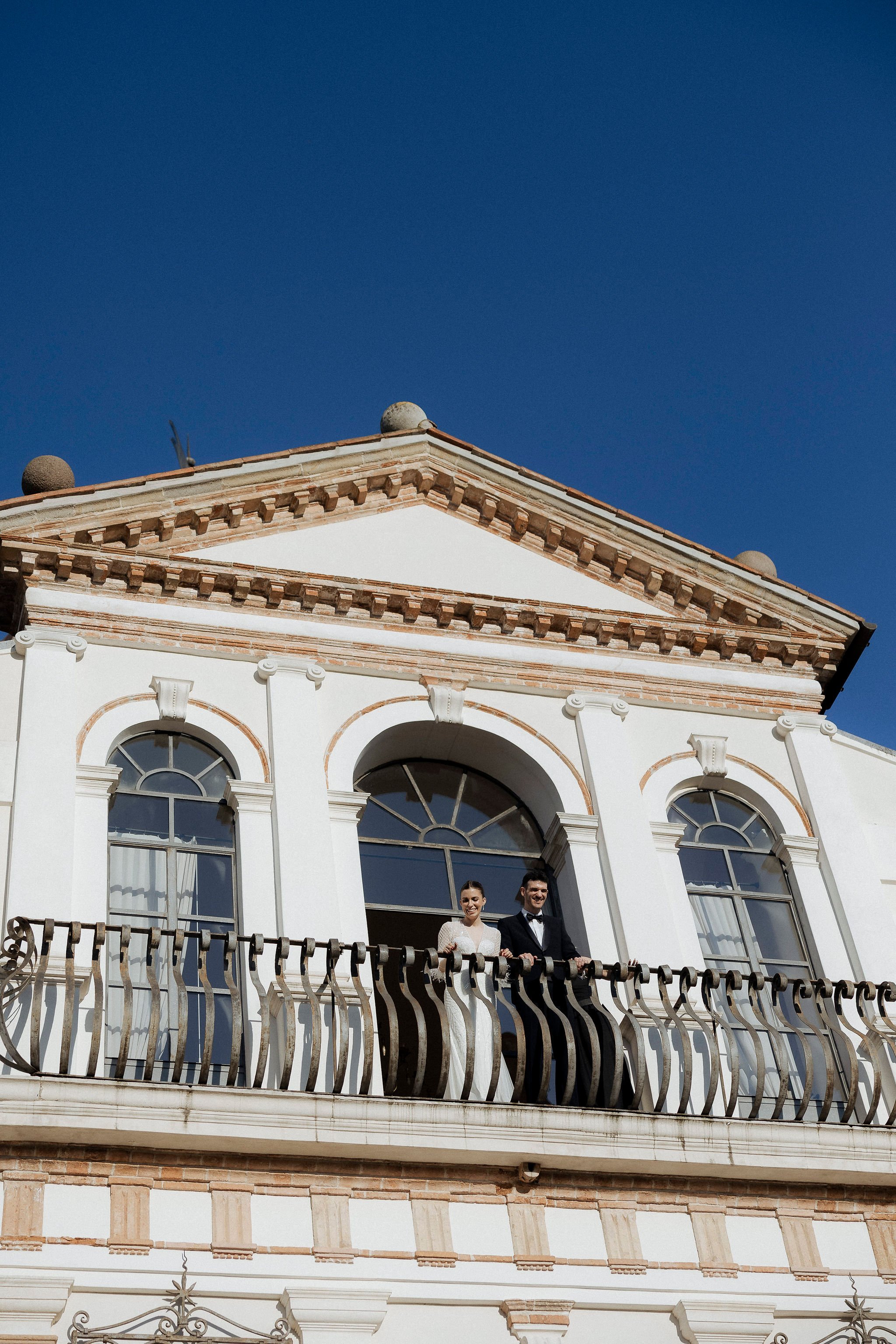 Bride and groom at Villa Selvatico