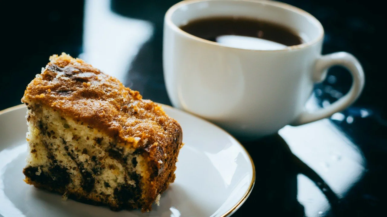 Fika, koffietijd, and prendiamo un caffè?