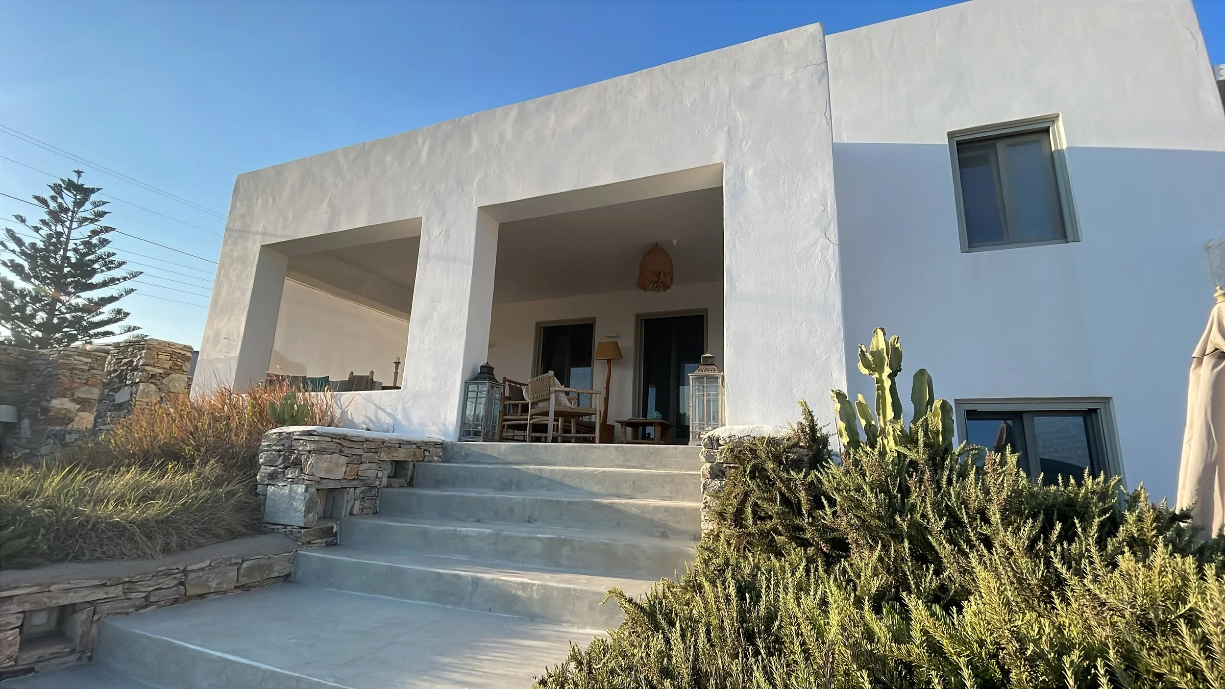 house-exterior-evening-antiparos-01.jpeg