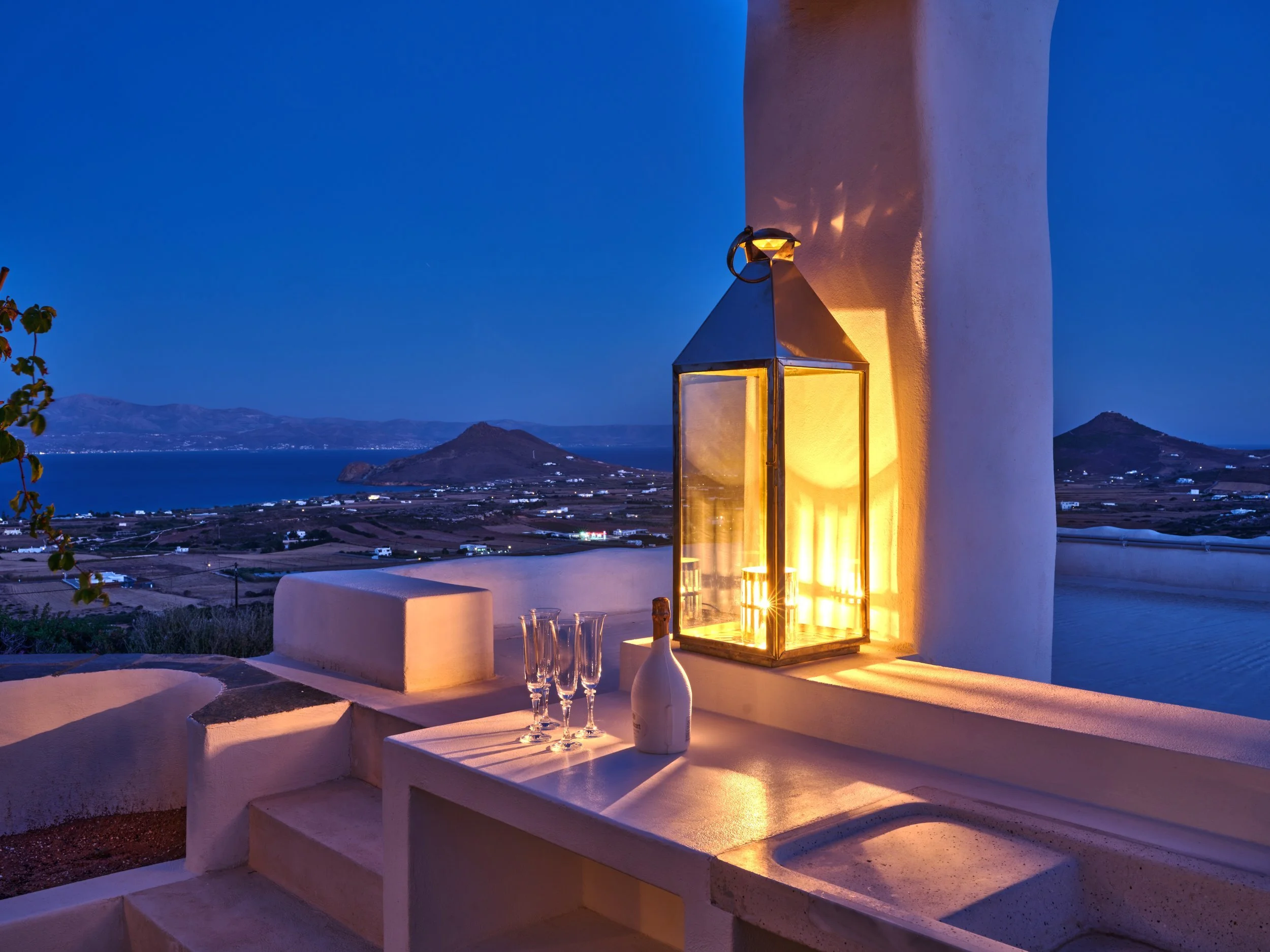 47-terrace-evening-sea-view-kostos-paros-01.jpg