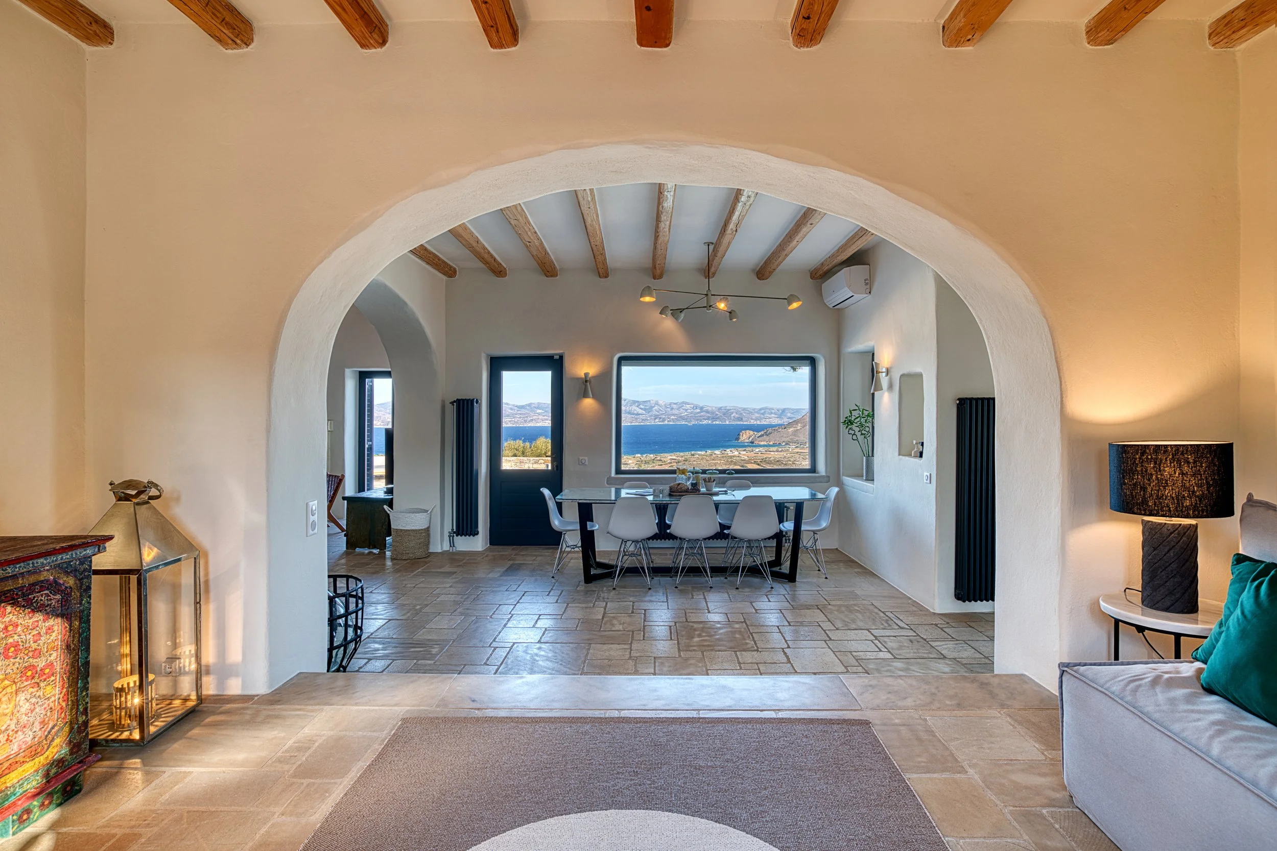 12-living-room-arch-kostos-paros-01.jpg