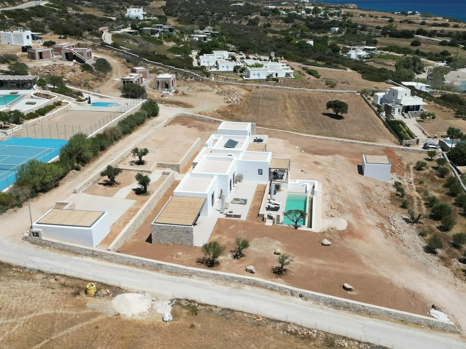 villa-glyfa-paros-pool-terrace-pergolas-aerial-01.jpg