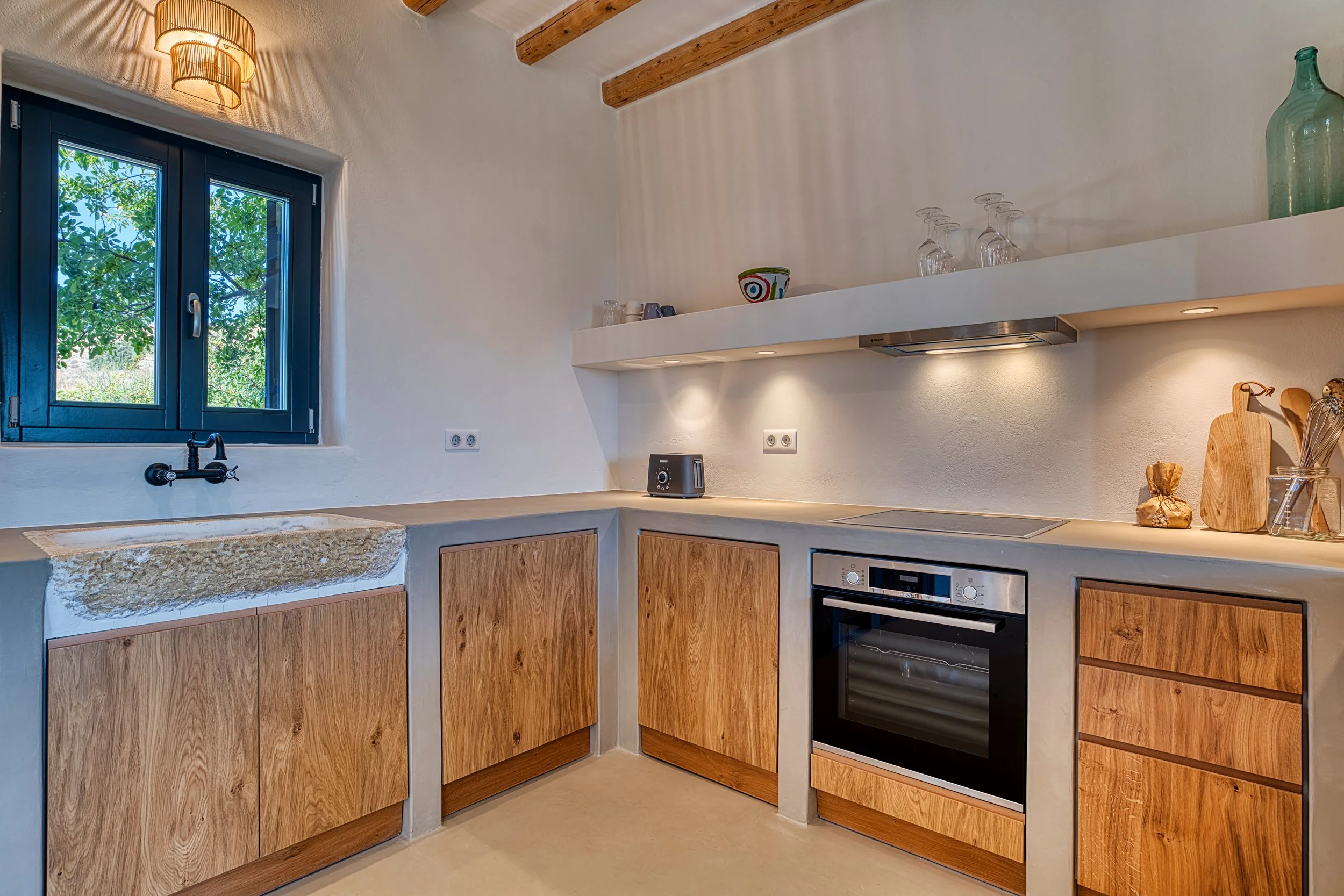 36-guest-house-kitchen-kostos-paros-02.jpg