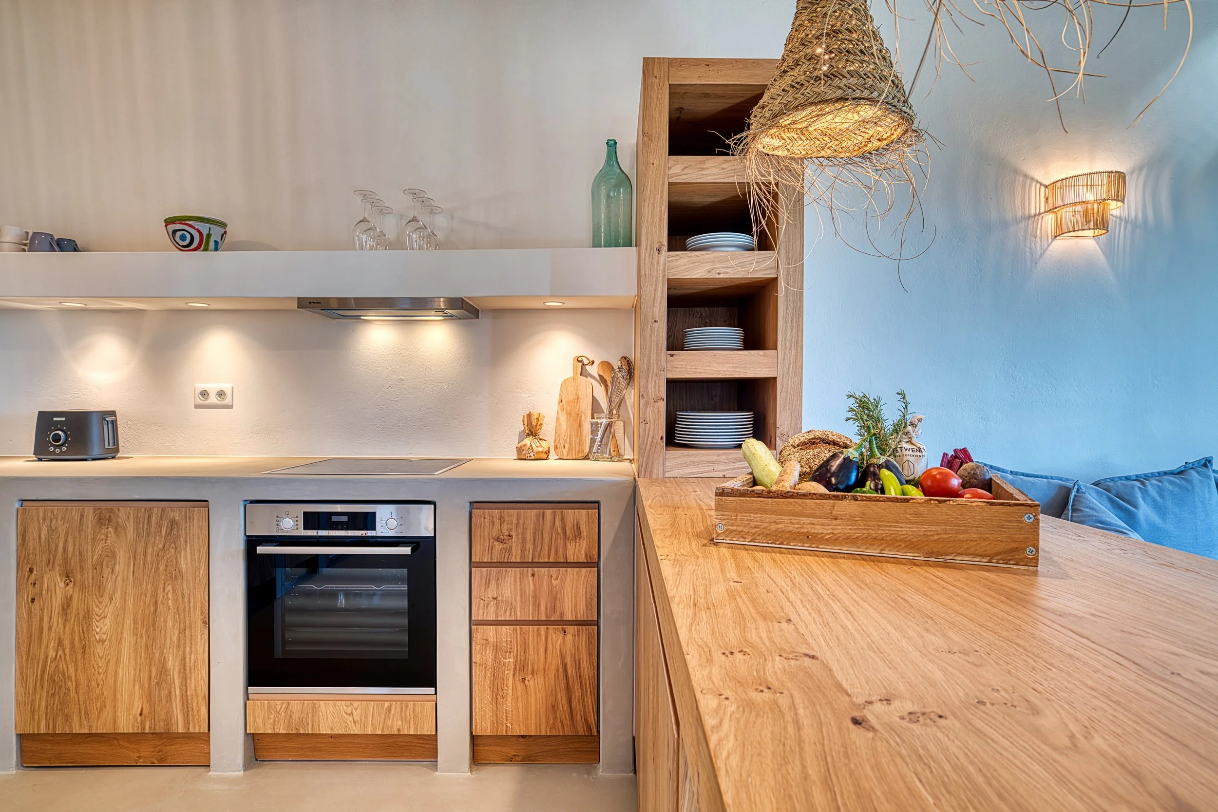 35-guest-house-kitchen-kostos-paros-01.jpg