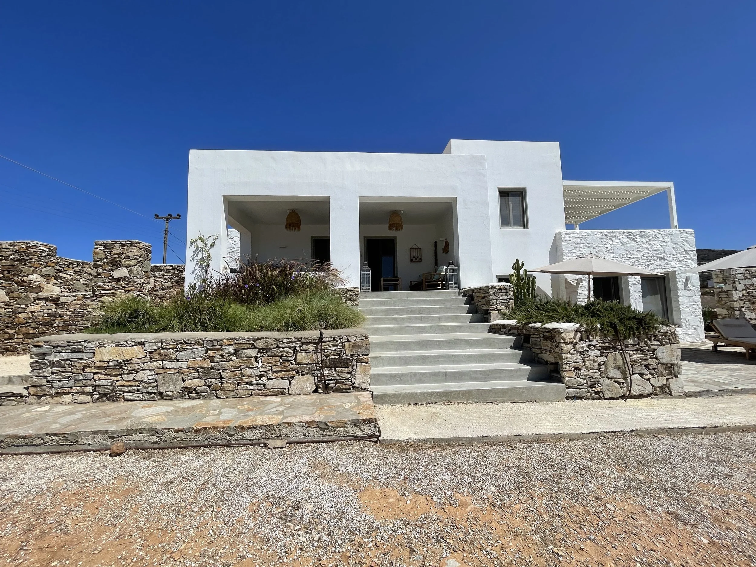house-for-sale-antiparos-exterior-01.jpeg