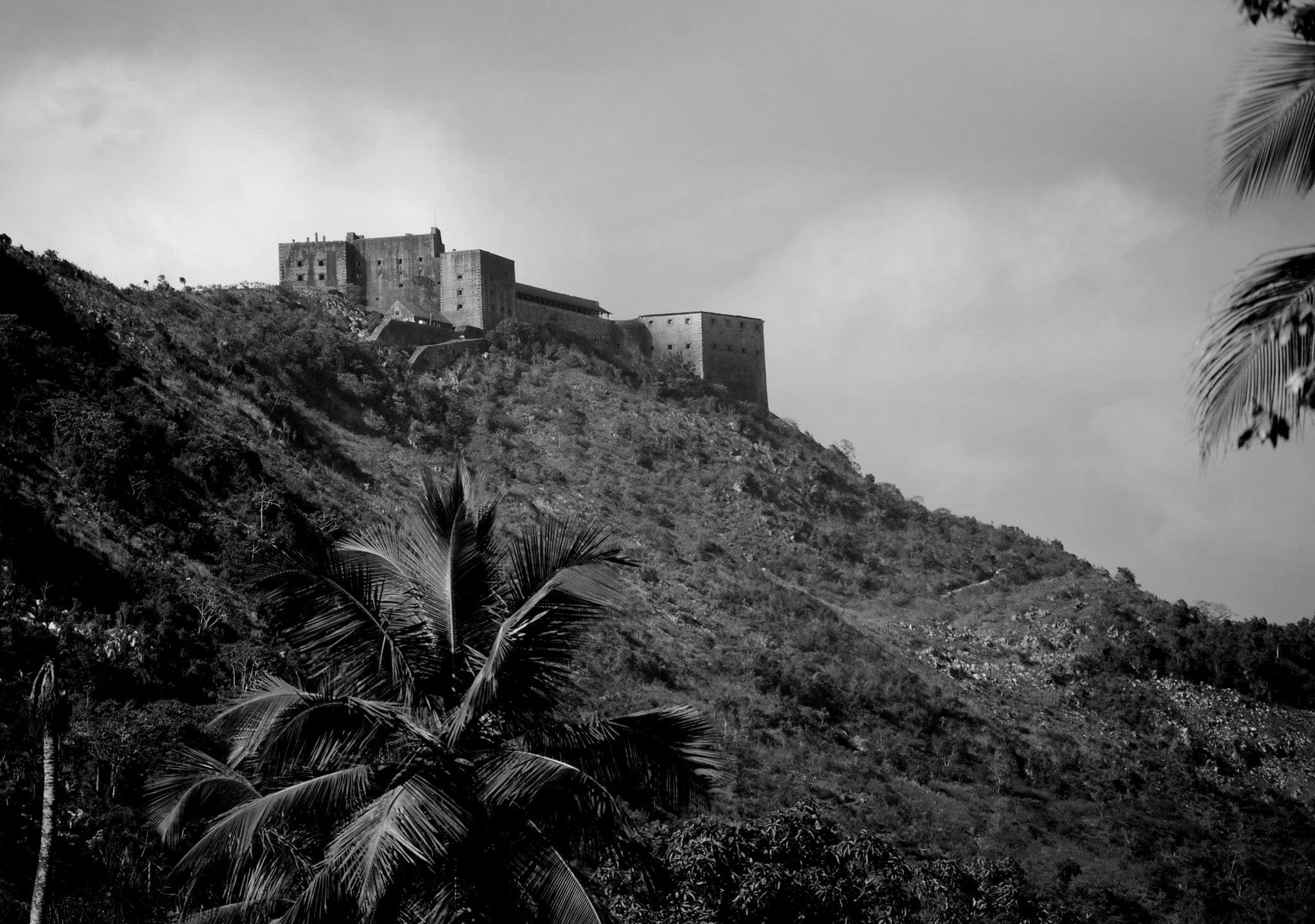 Black and white photo of the citadel in Haiti
