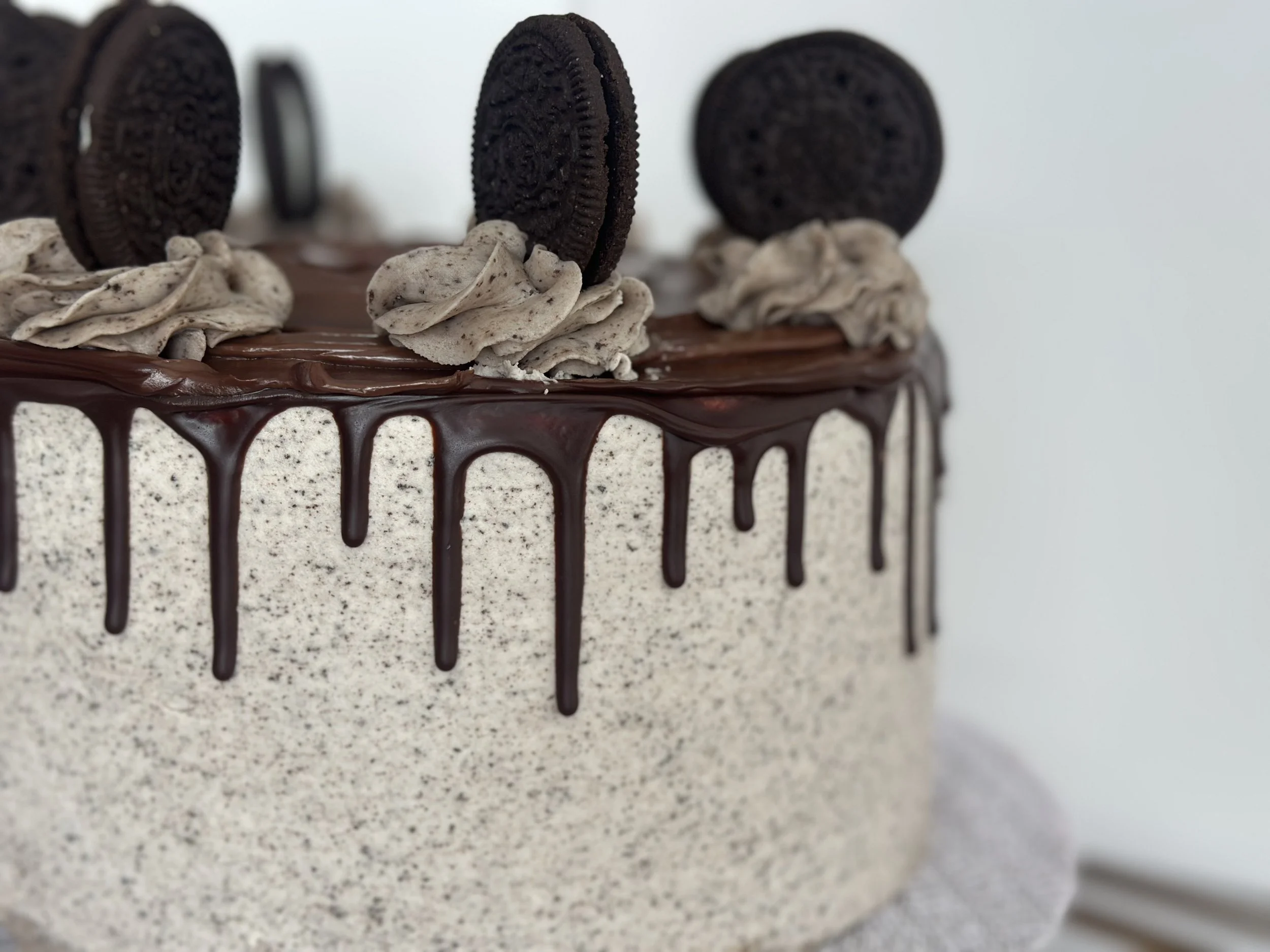 Cookies n' Cream Cake -pricing varies 