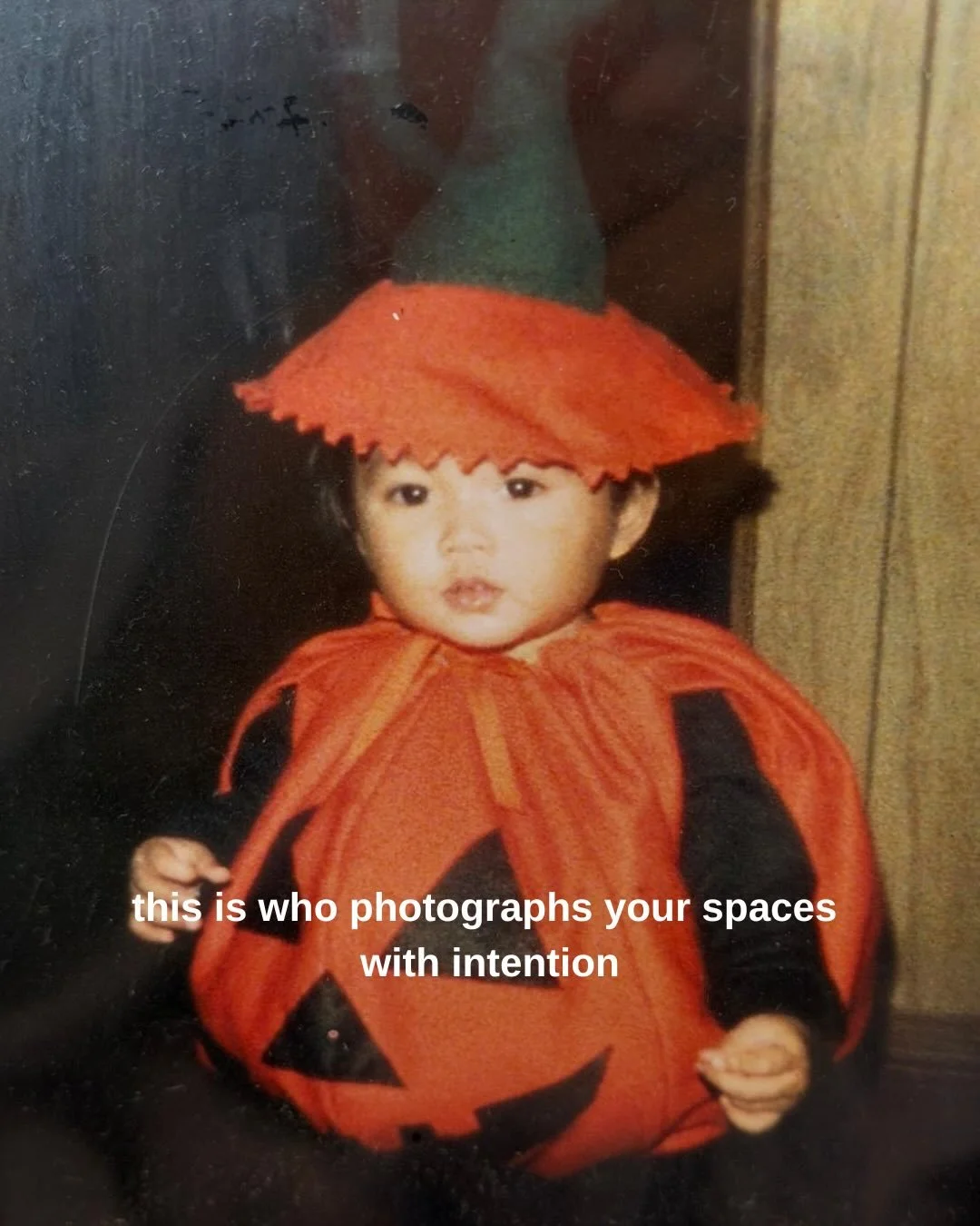 Had to hop on this trend! This is me &mdash; the one behind the lens 🤍📸

#chicagointeriorphotographer #chicagointeriorphotography
#chicagointeriordesign