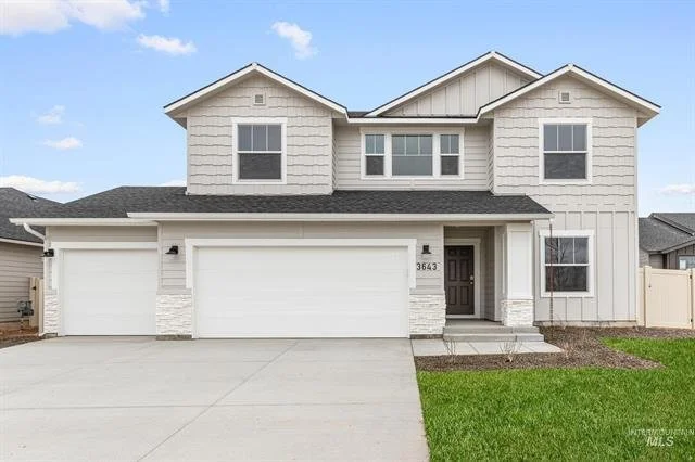 3643 E Jamestown Dr, Nampa - listed at $488,990