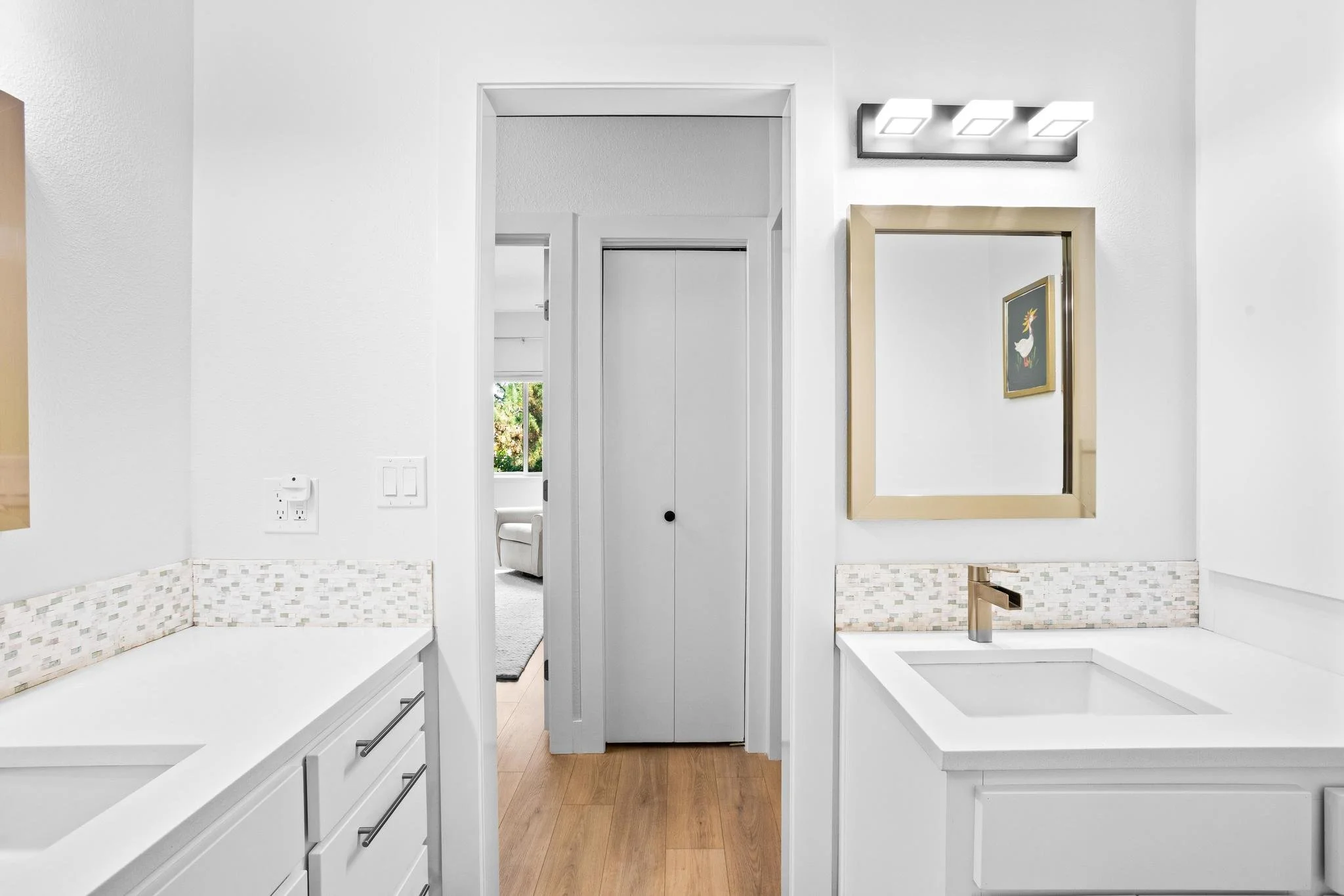 490 Balmoral052.jpg