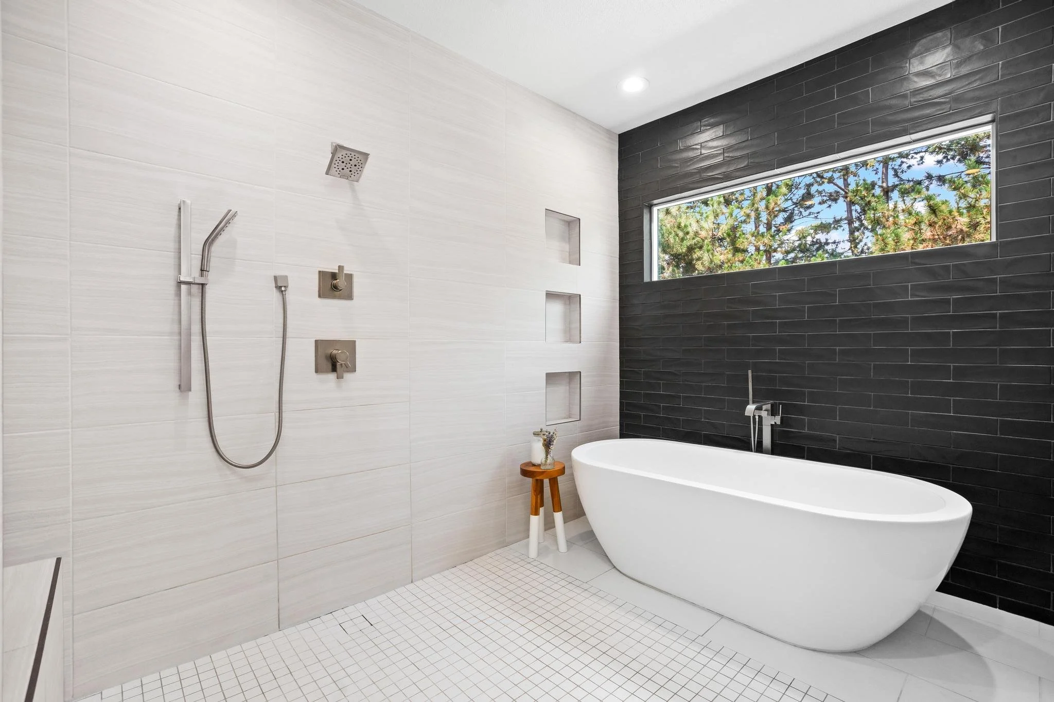 490 Balmoral046.jpg