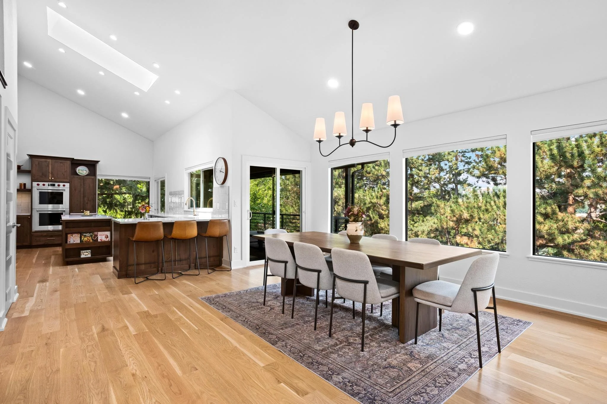 490 Balmoral014.jpg