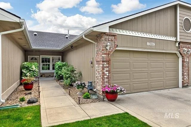 8079 W Beckton Ln, Boise - listed at $469,900