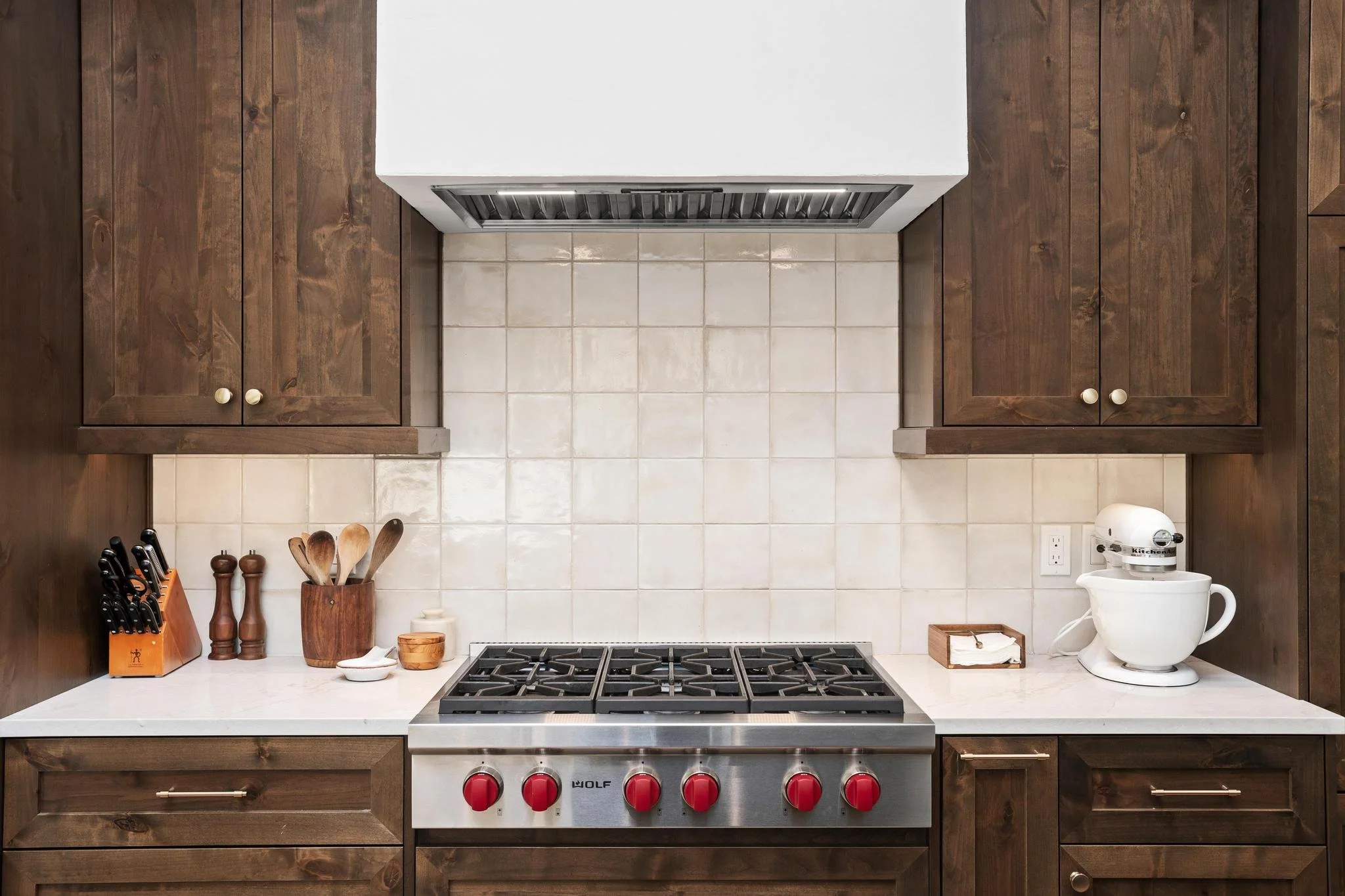 490 Balmoral025.jpg