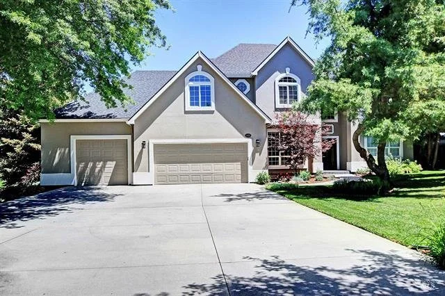 2495 E Heathfield Ct, Eagle - listed at $874,900