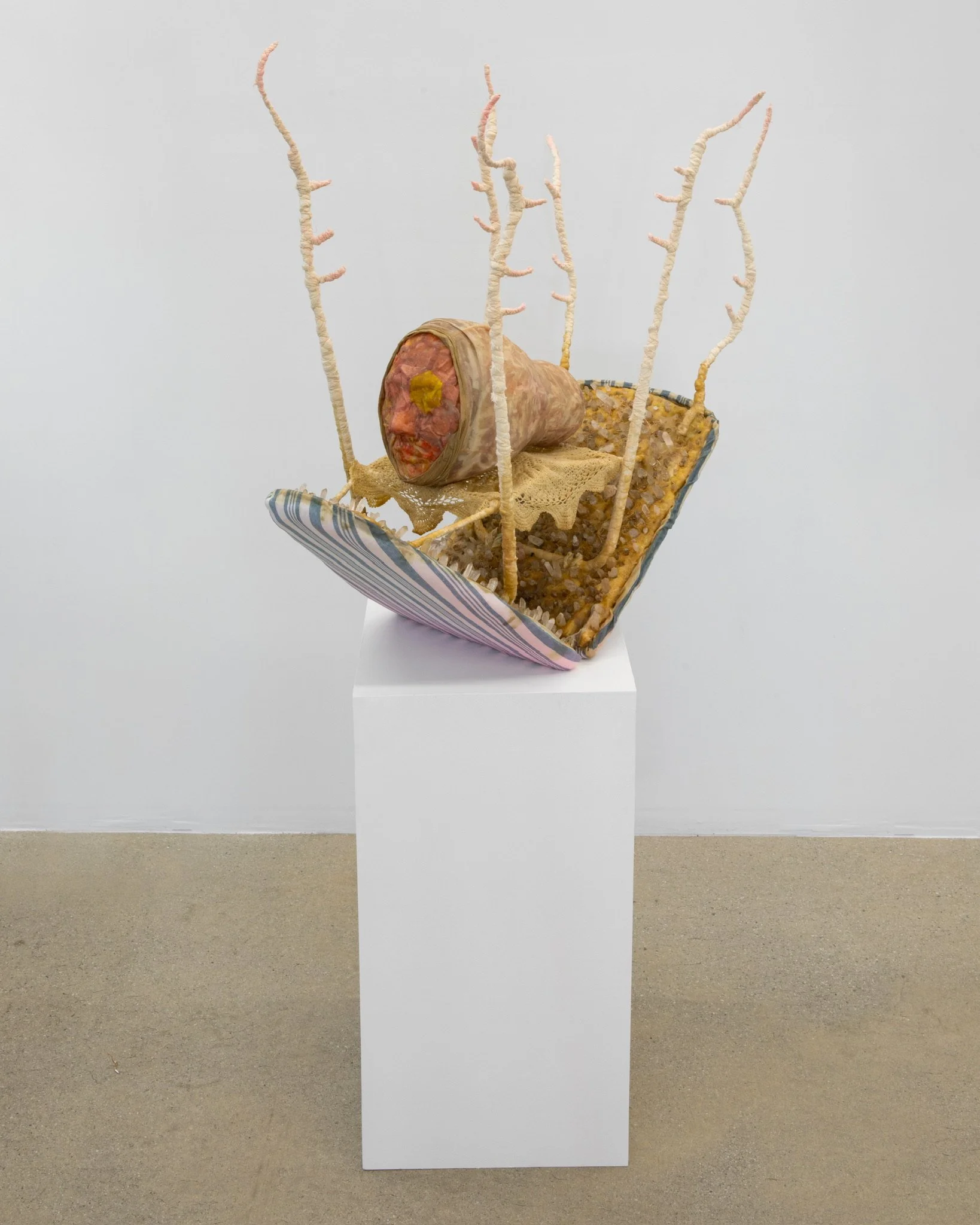 "House Fly."
Beeswax, fabric, upholstery foam, pigment, thread, resin, ironing board, quartz, terahertz.
29” H X 12” W X 38.5” D. 2026.