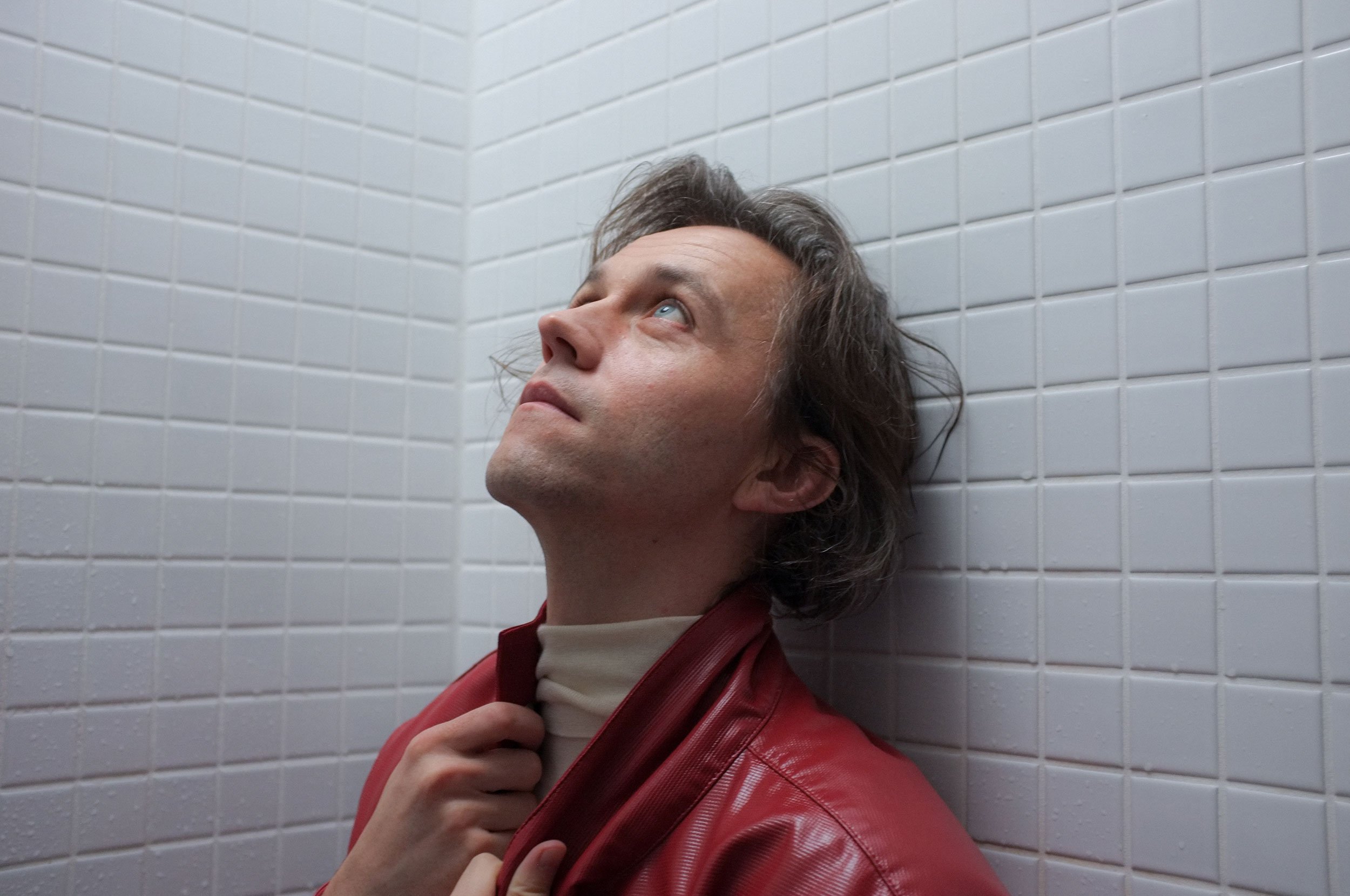 sondre lerche acrobats press photo