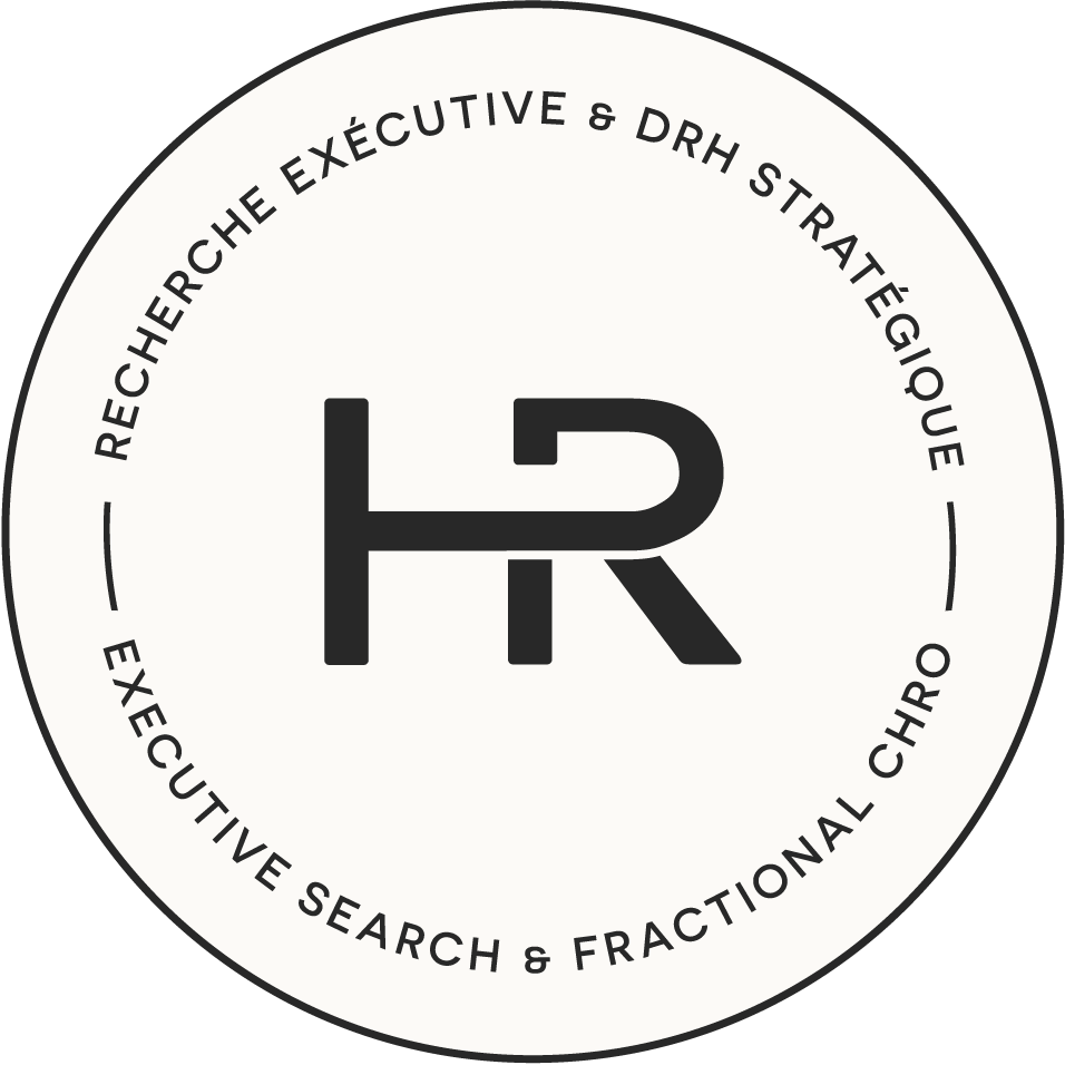 A circular logo with a black border and white background. In the center, there are stylized black initials "HR". Surrounding the center, in uppercase black text, is "RECHERCHE EXÉCUTIVE & DRH STRATÉGIQUE" at the top and "EXECUTIVE SEARCH & FRACTIONAL CHRO" at the bottom.