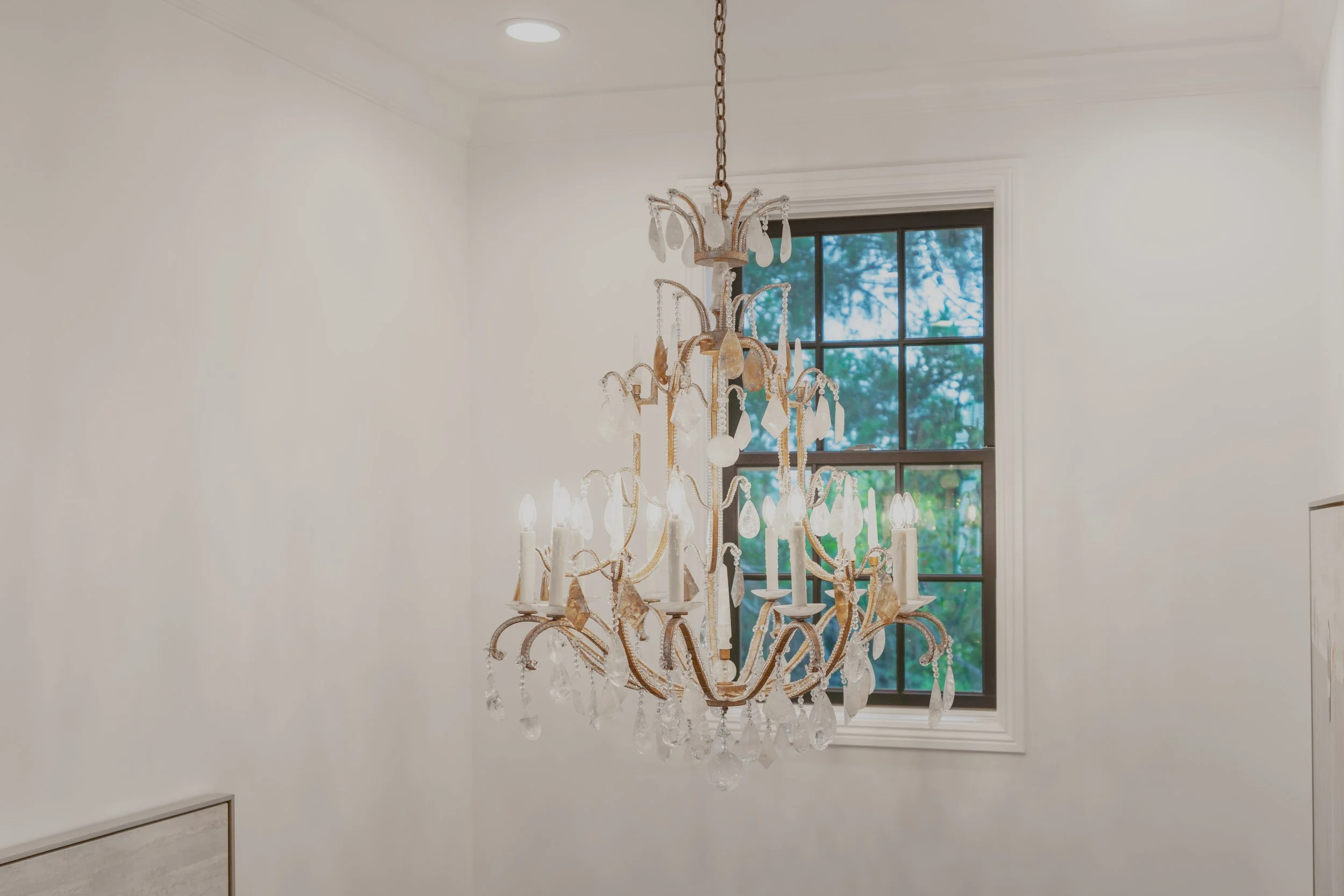 Chandelier.jpeg