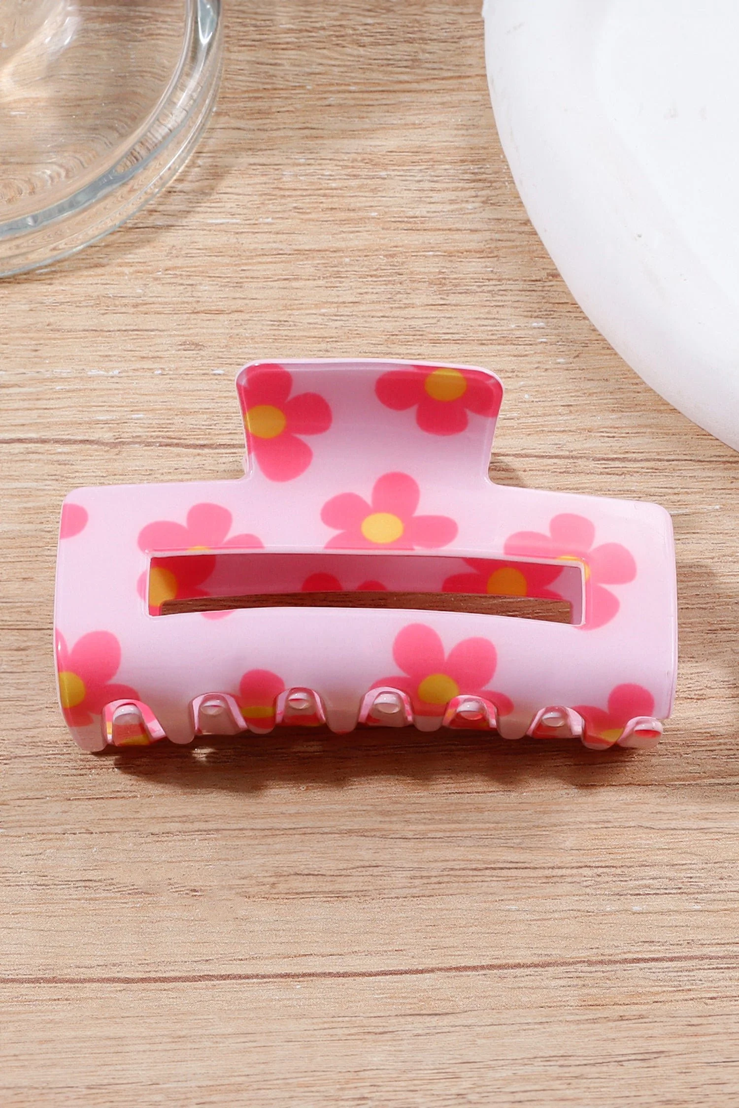 Iris Hollowed Hair Claw Clip