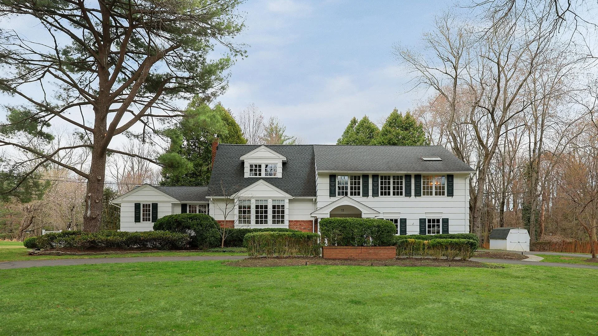 11 Fenimore Dr Scotch Plains NJ 07076 USA-007-038-Exterior  Front-MLS_Size.jpg