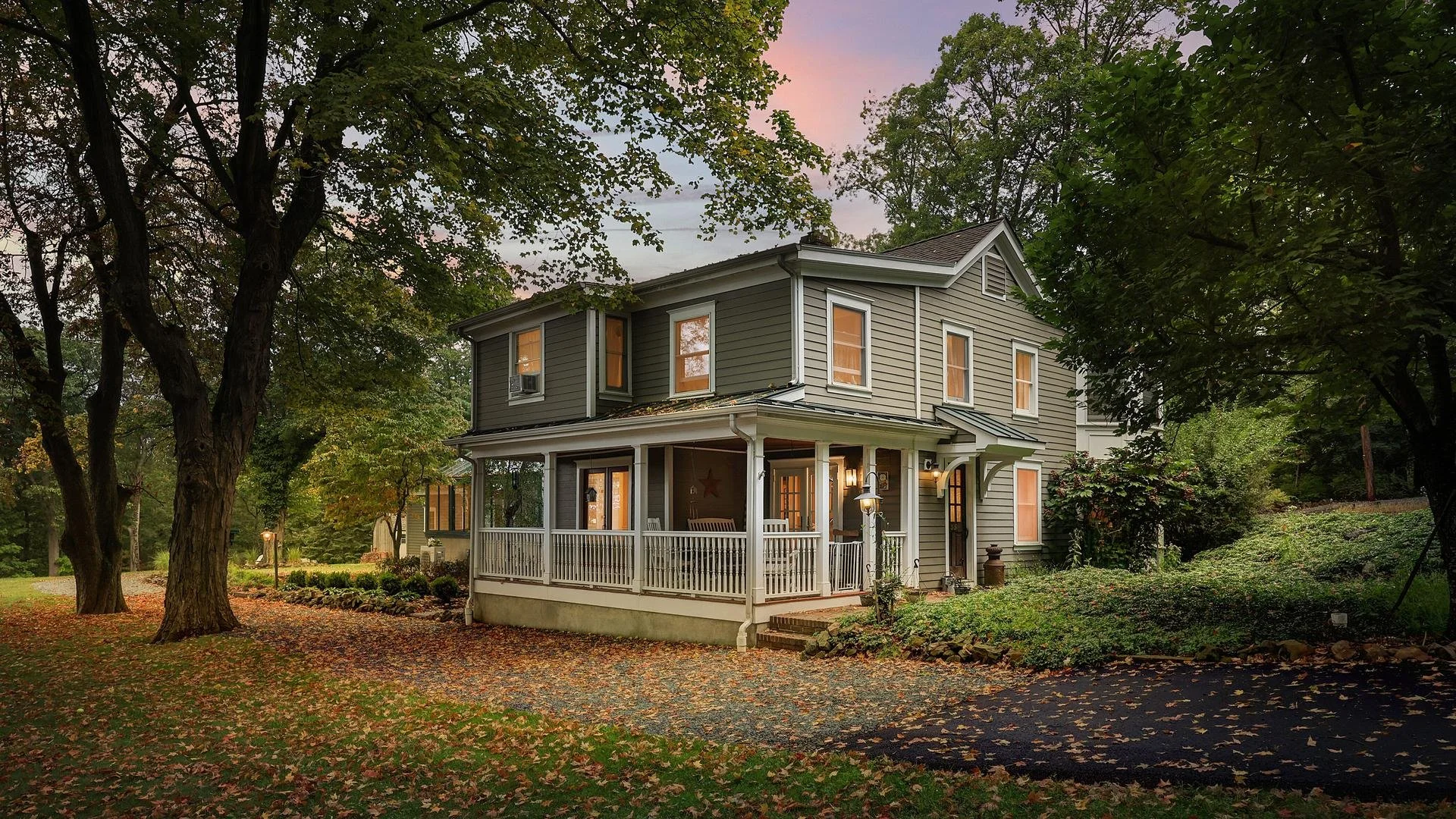Exterior  Front-001-011-1920x1080.jpg