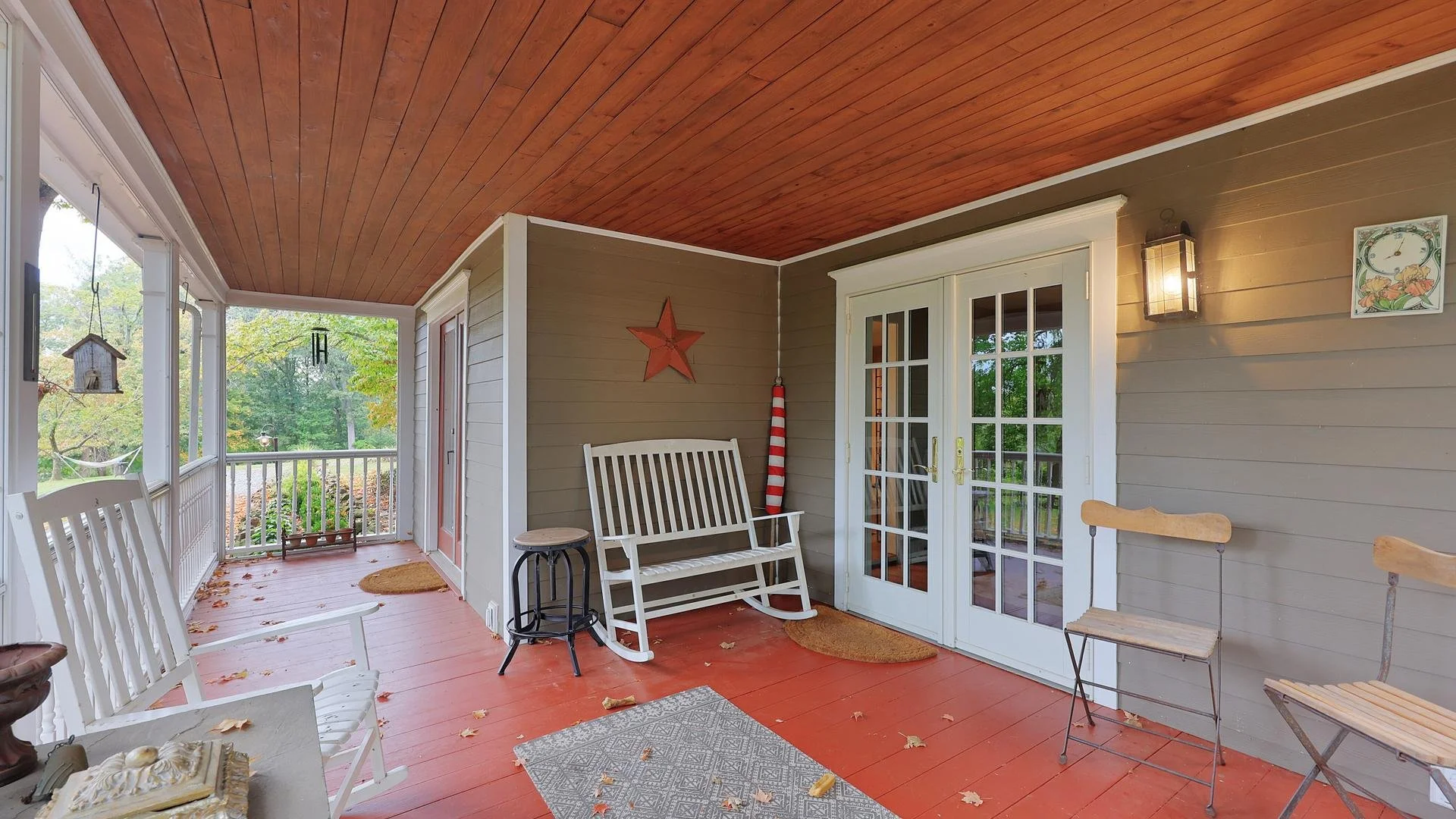 Front Porch-013-066-1920x1080.jpg