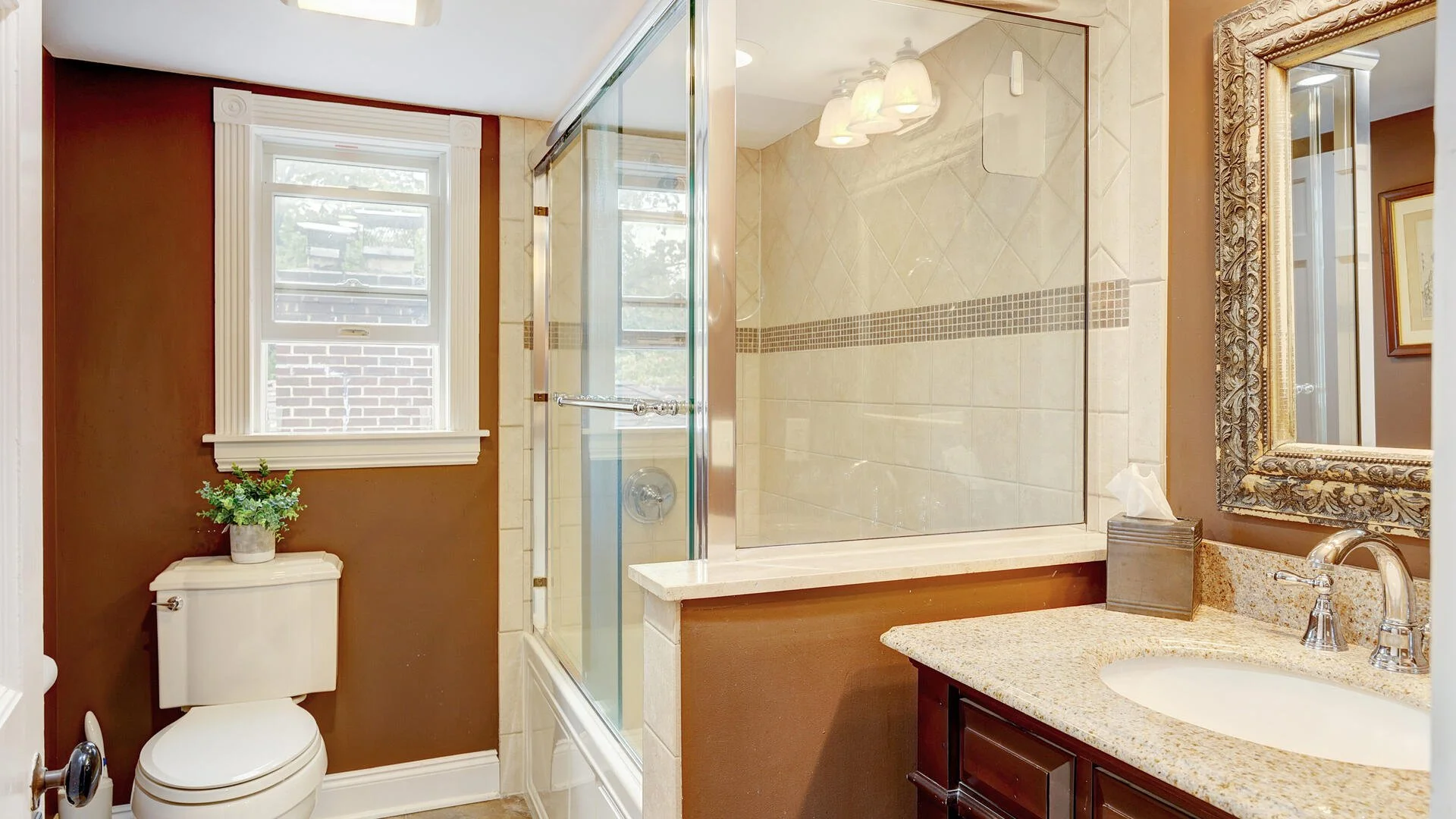 Bathroom-039-023-1920x1080.jpg