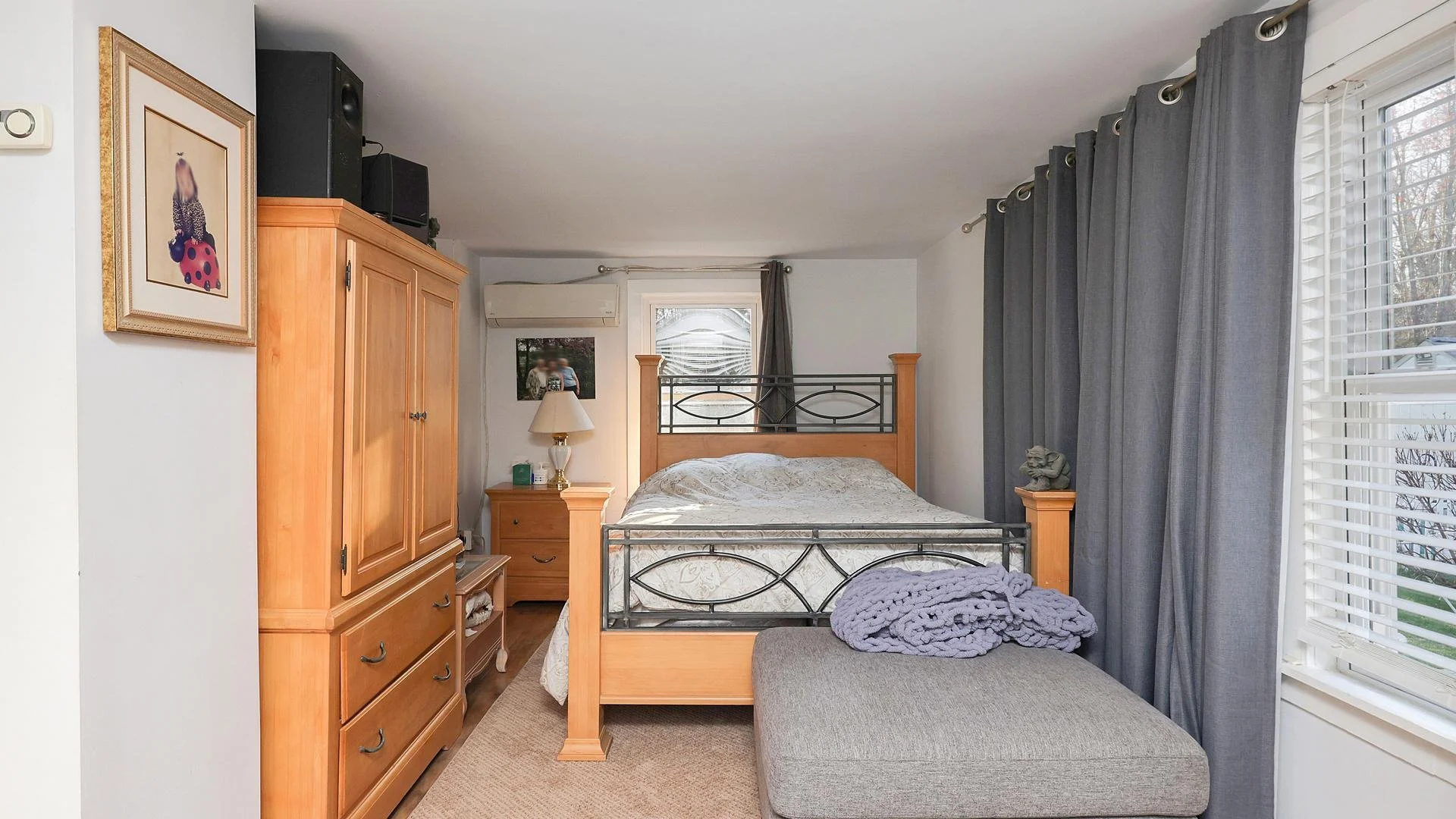 016-022-Bedroom-1920x1080.jpg