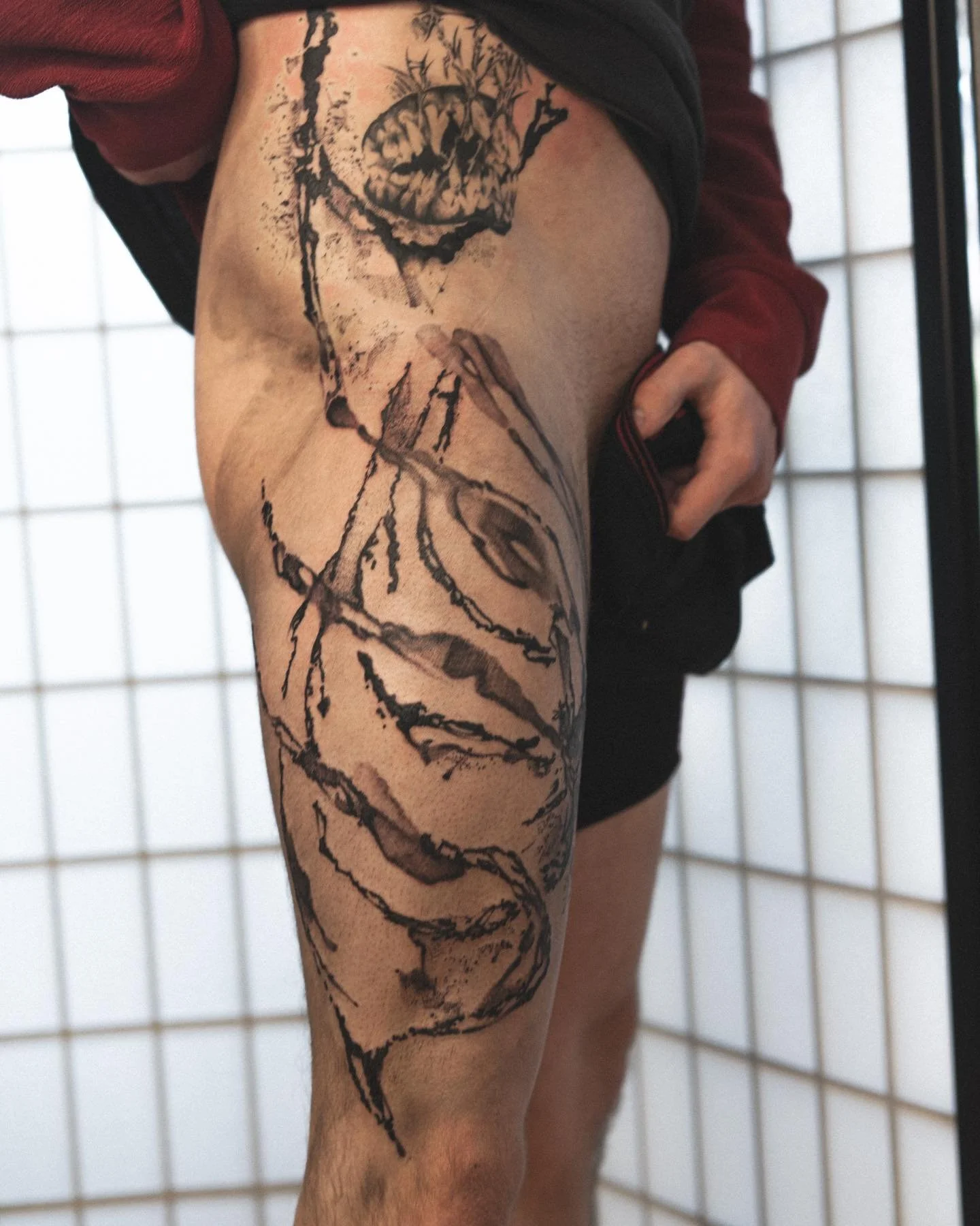 London thank u for making it back down to Asheville! I&rsquo;m so stoked I got to give you your first tattoo (healed pics within) and really expand some sick abstract up the leg! Teeth not by me and I don&rsquo;t remember who right now >.< pls 