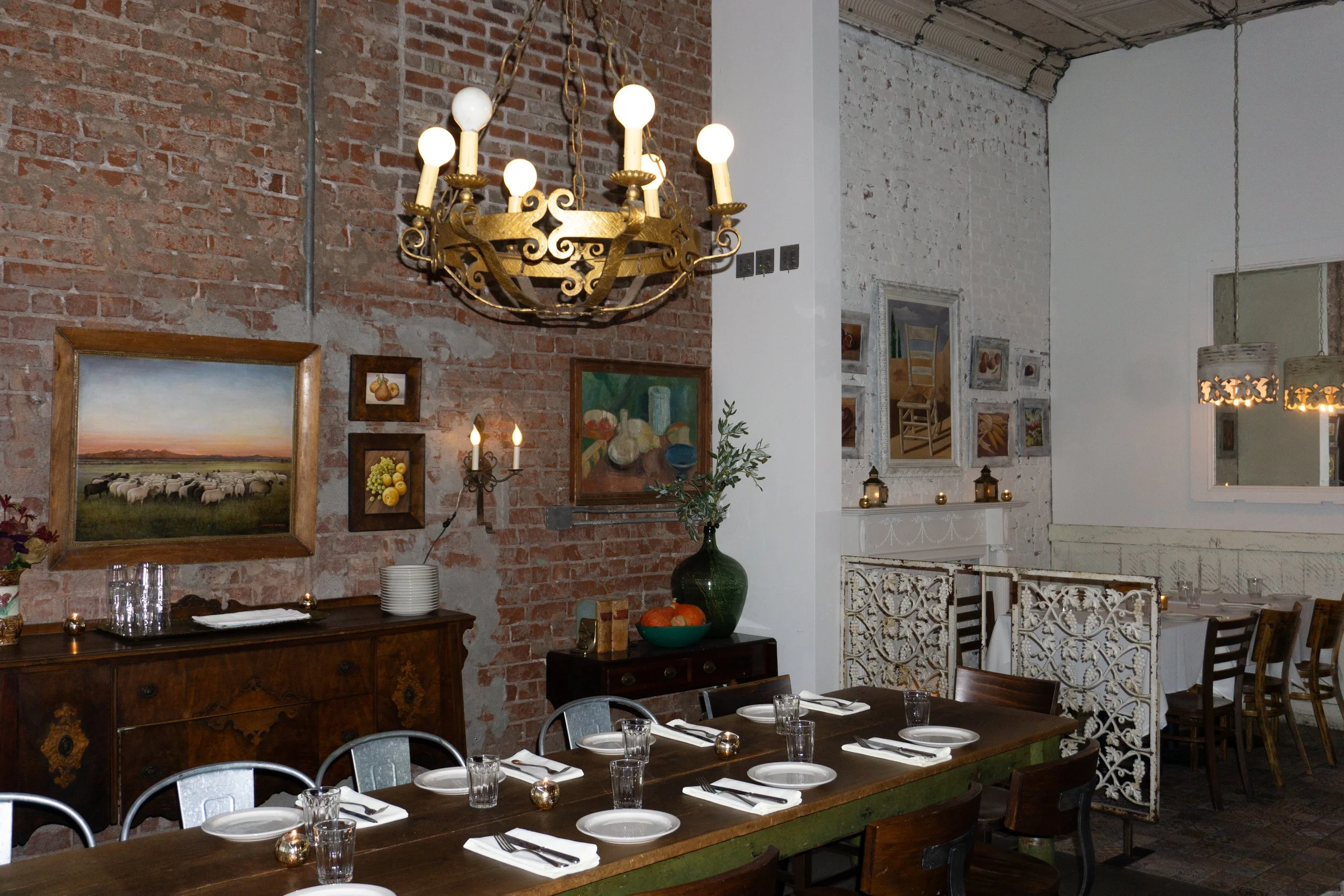 FrontDining4_Tratto_12.24.jpg
