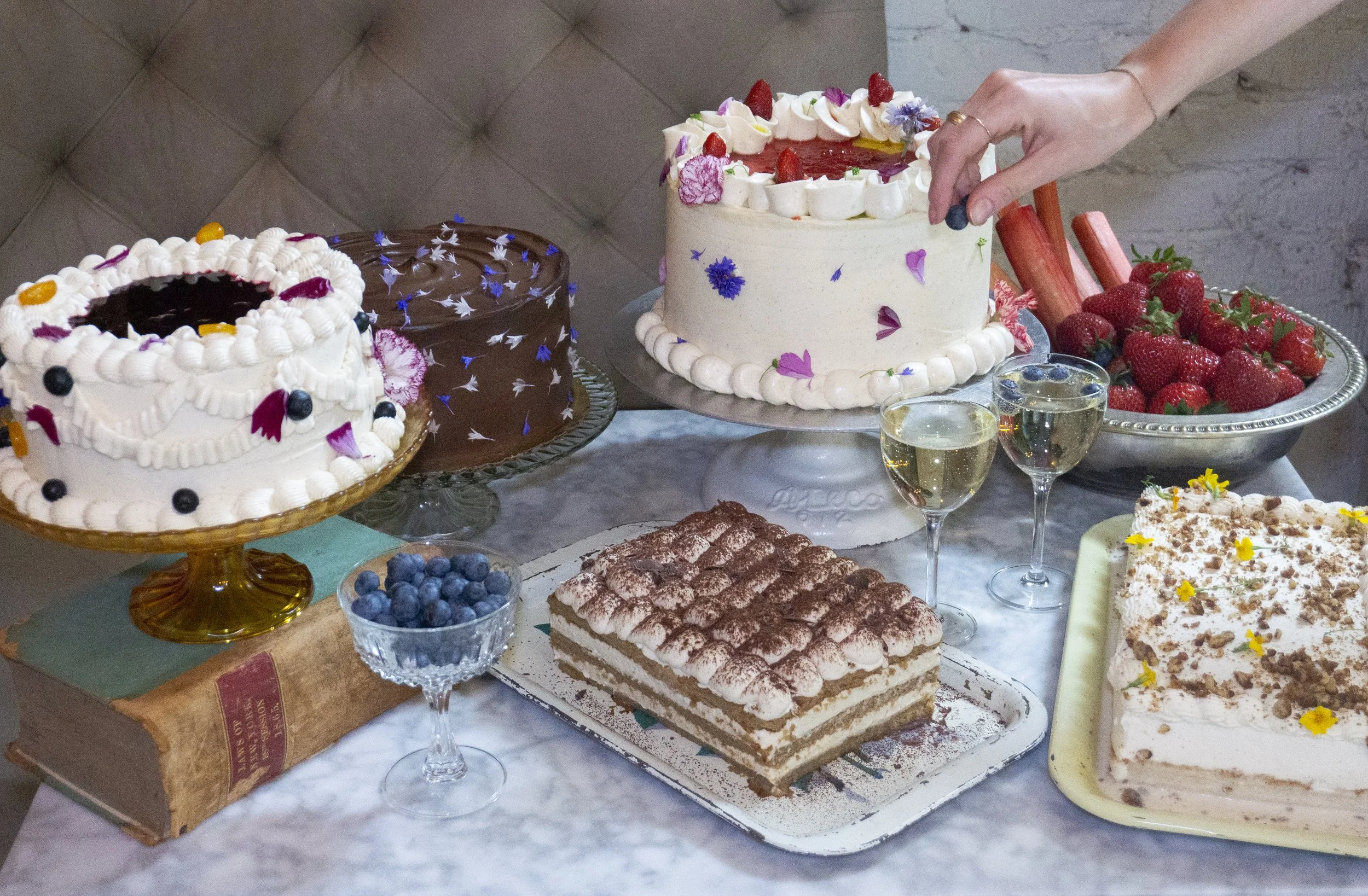 Tablescape3-Lounge_Tratto_5.25-15.jpg
