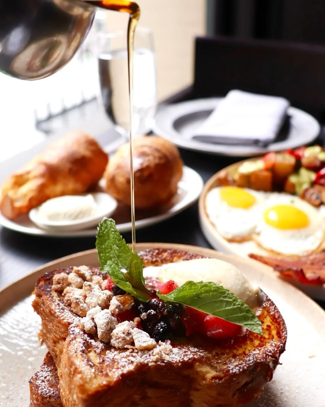 Gather around the table this weekend! 💐

For Mother&rsquo;s Day, we&rsquo;re excited to feature a Spring menu filled with elevated comfort classics and a few surprises.

From pillowy Brioche French Toast with whipped honey butter and mixed berries, 