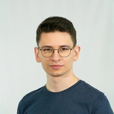 Porträt Simon Roth.