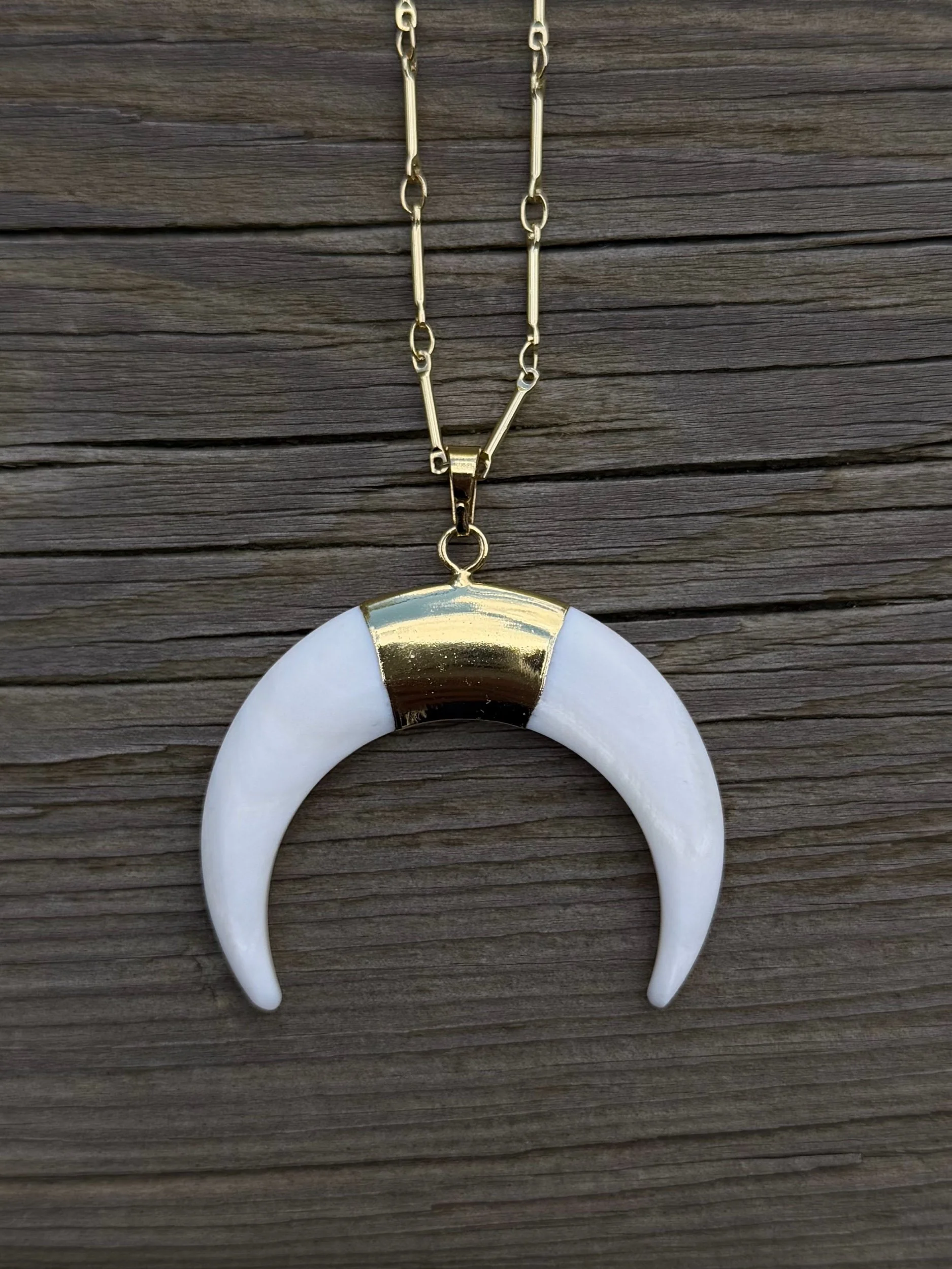 ECLIPSE NECKLACE