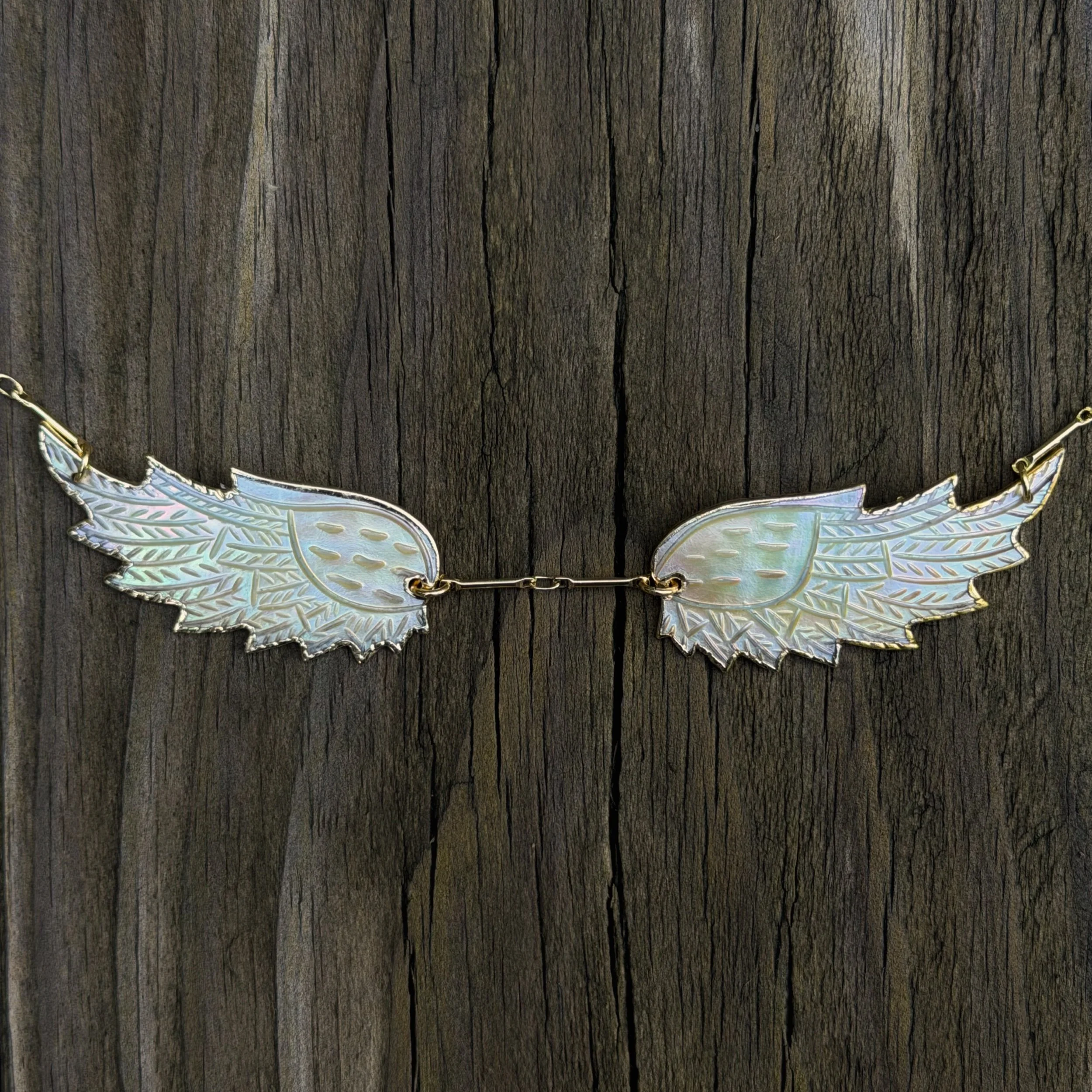 WINGS NECKLACE GOLDEN