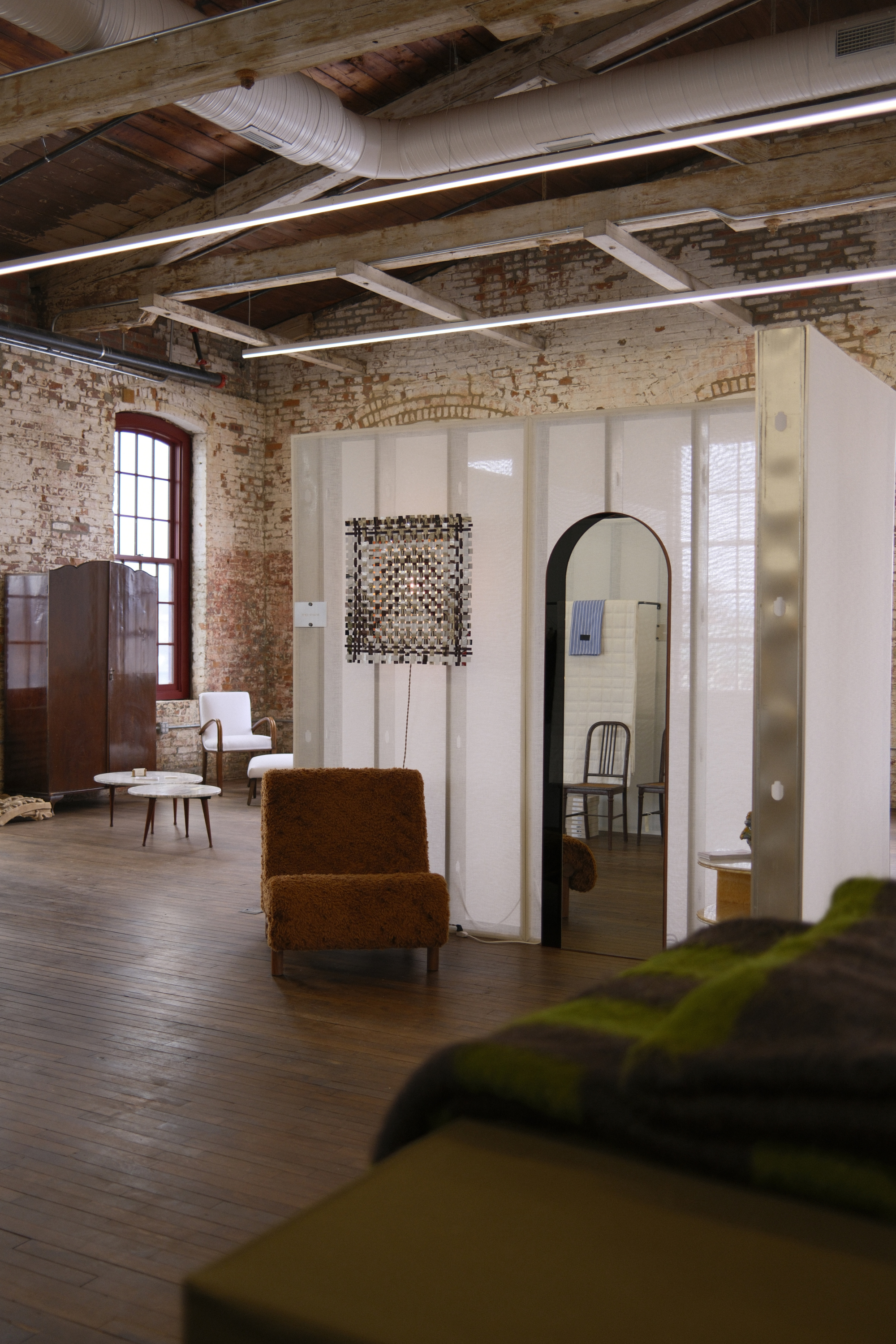 Show:Room retail shop