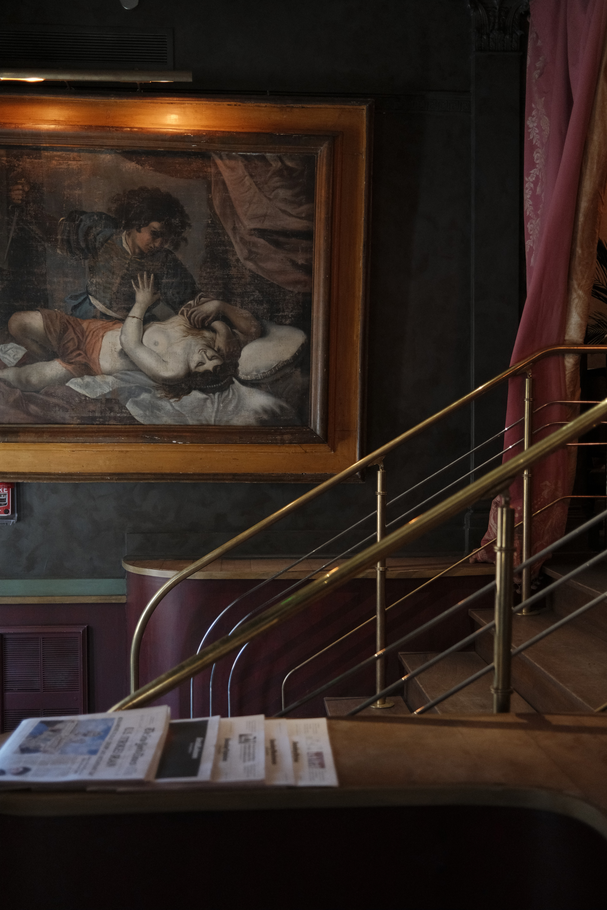 Hotel Ulysses entrance stairs and painting