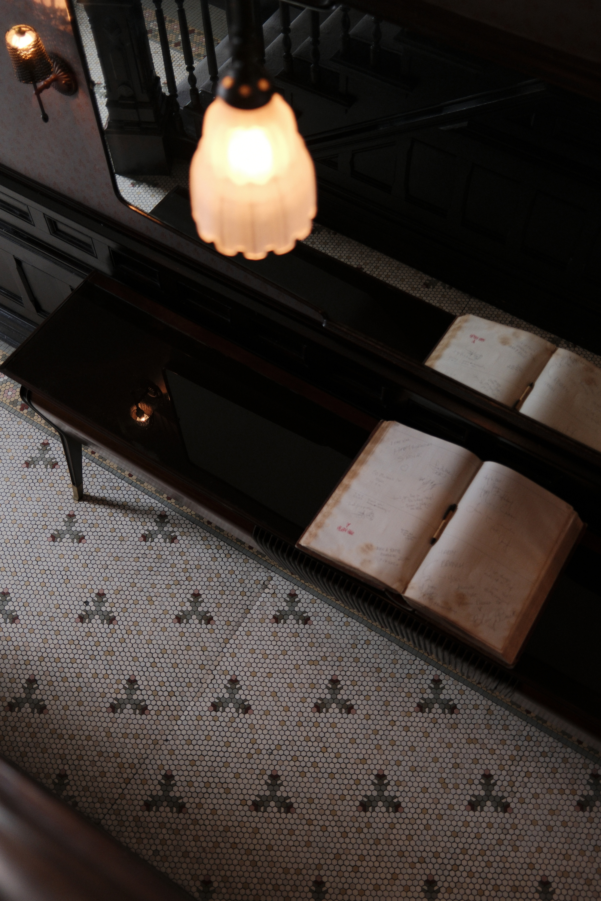 Table with large guestbook