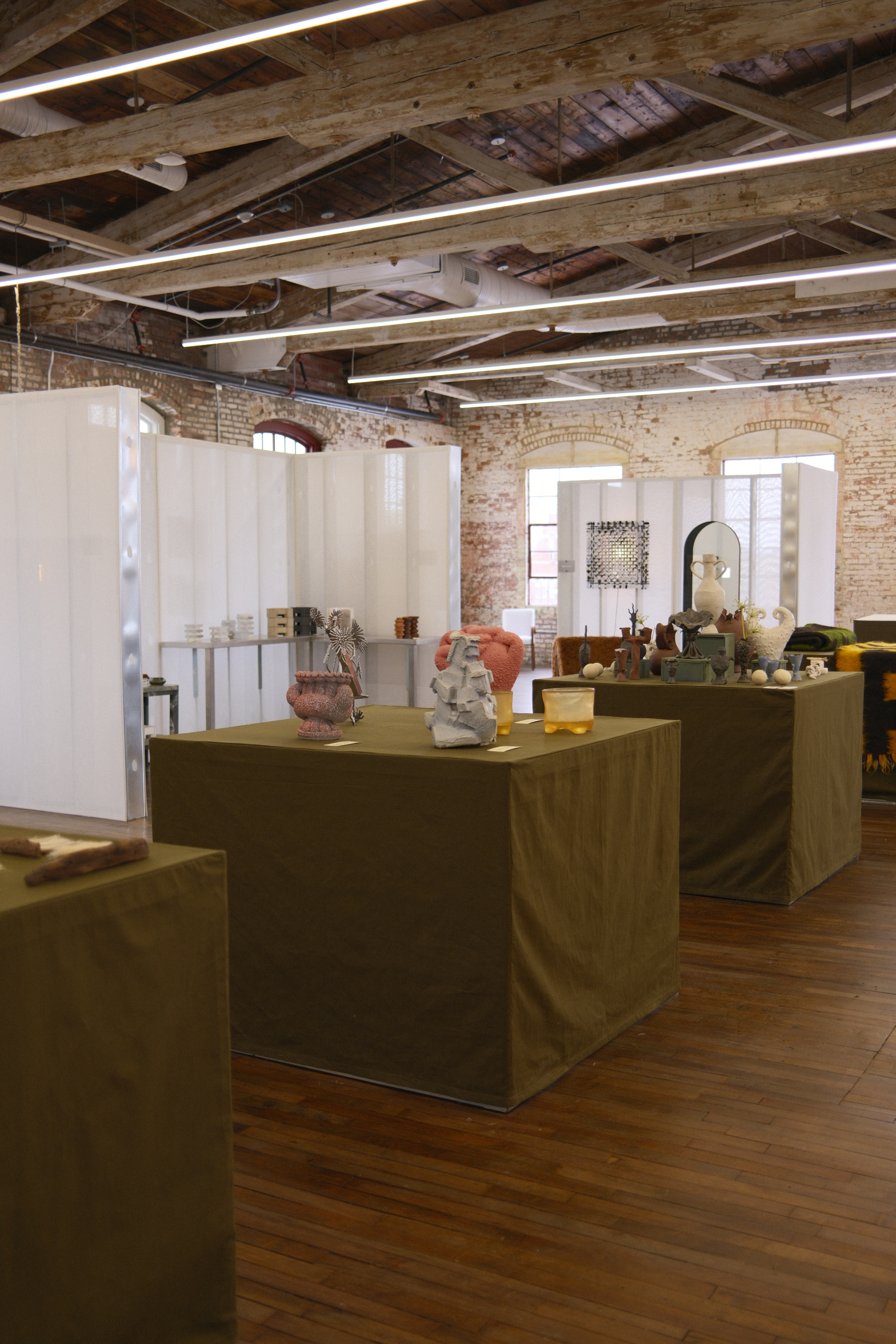 Show:Room retail shop