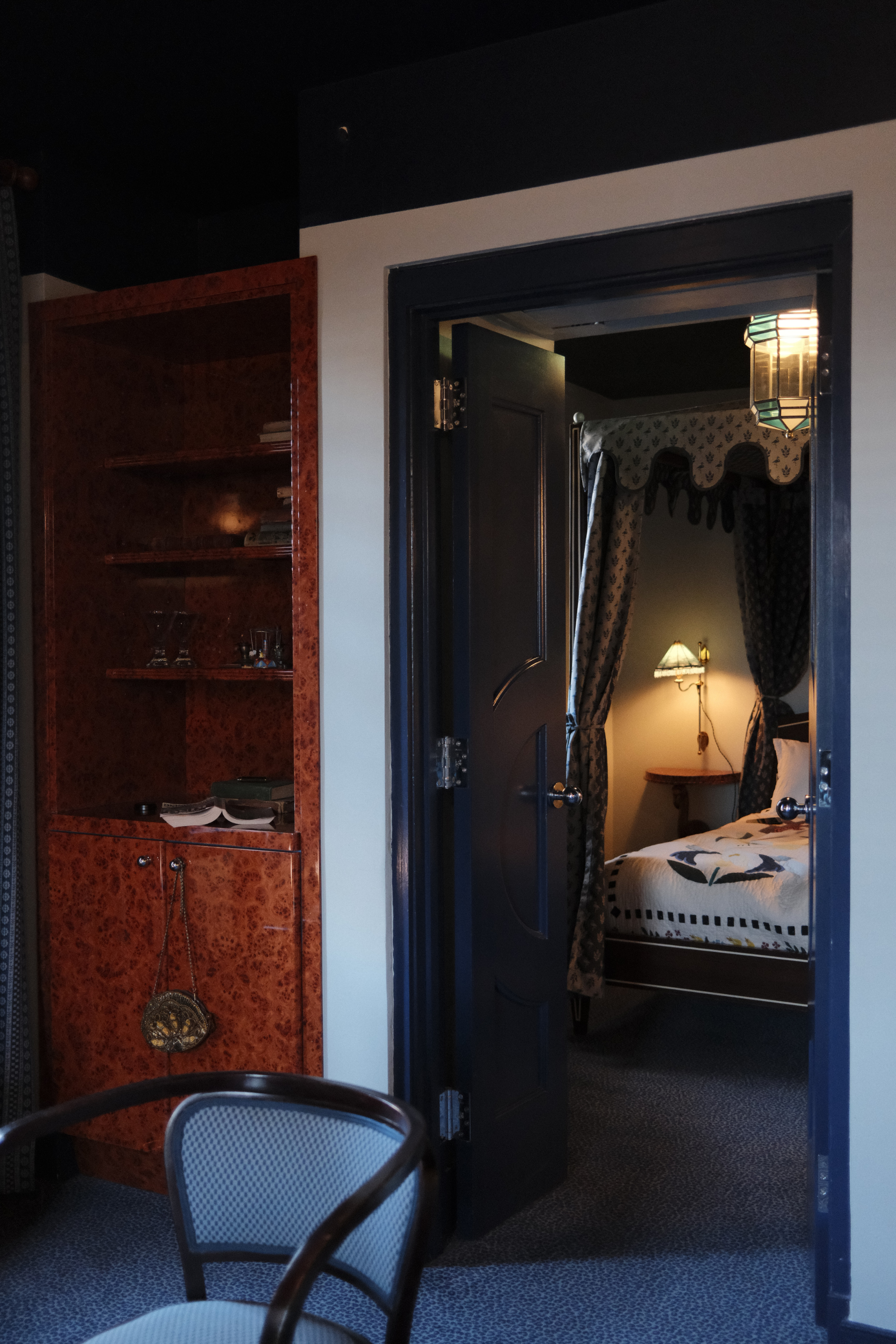 Dasher Suite bedroom