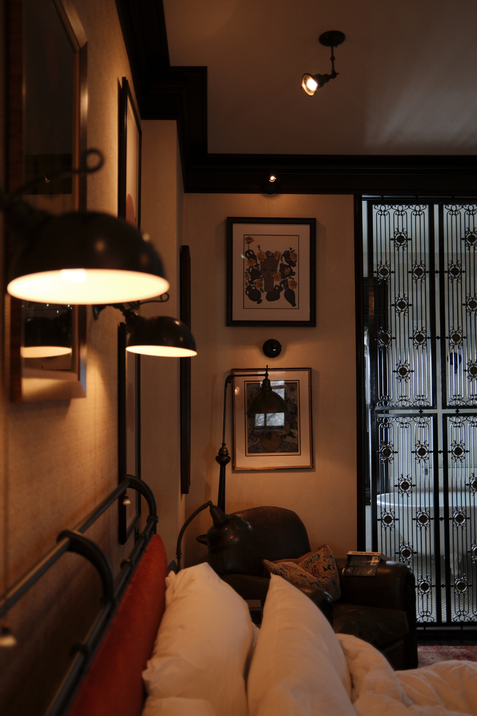 The Gardener room bed sconces